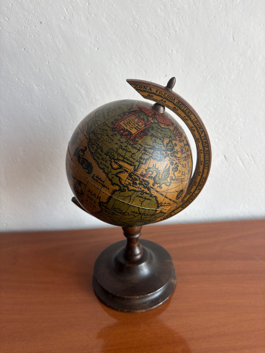 Mappamondo vintage con carillon – melodia “Dottor Zivago”
