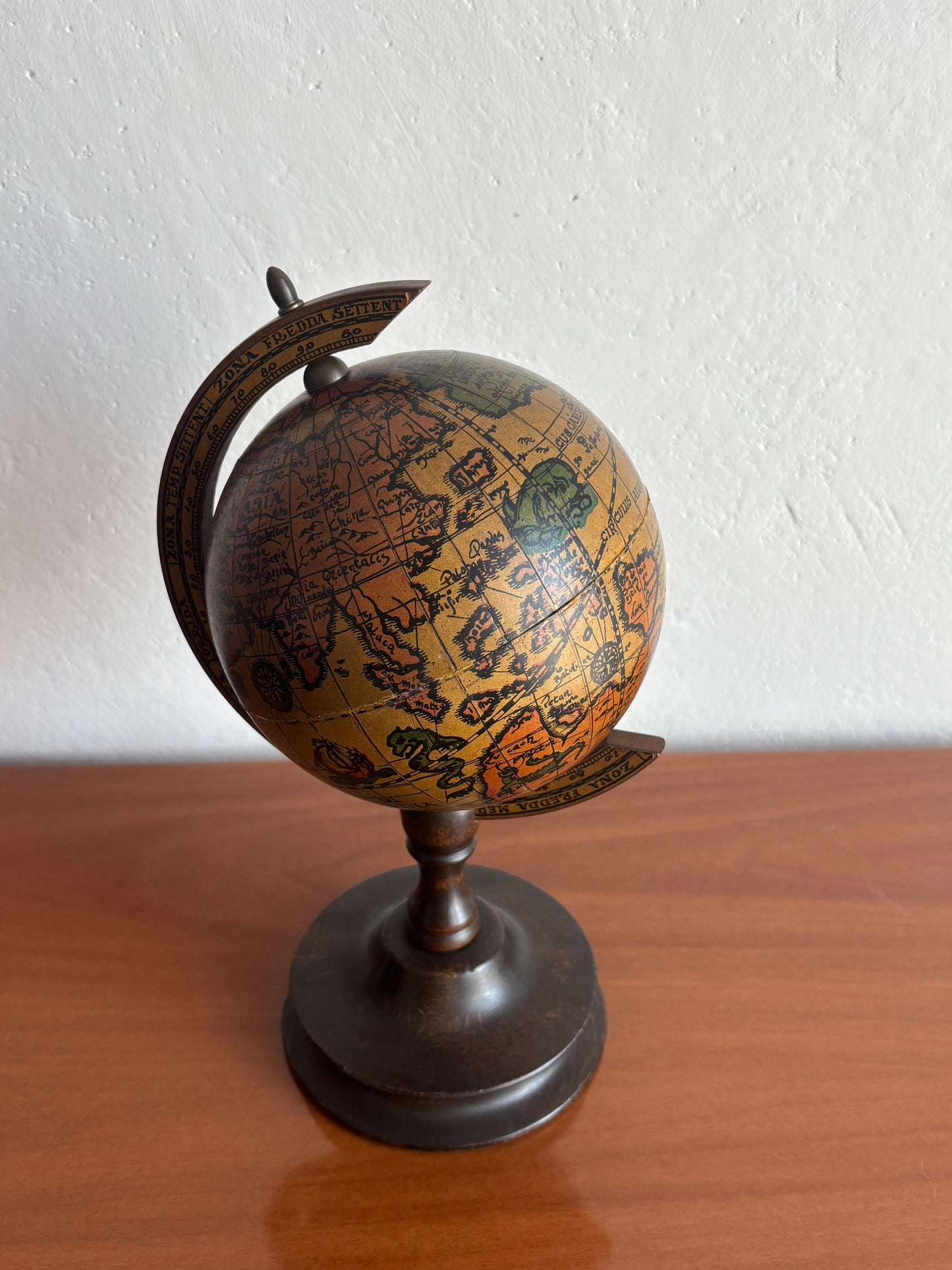 Vintage‑Globus mit Spieluhr – Melodie „Doktor Schiwago“
