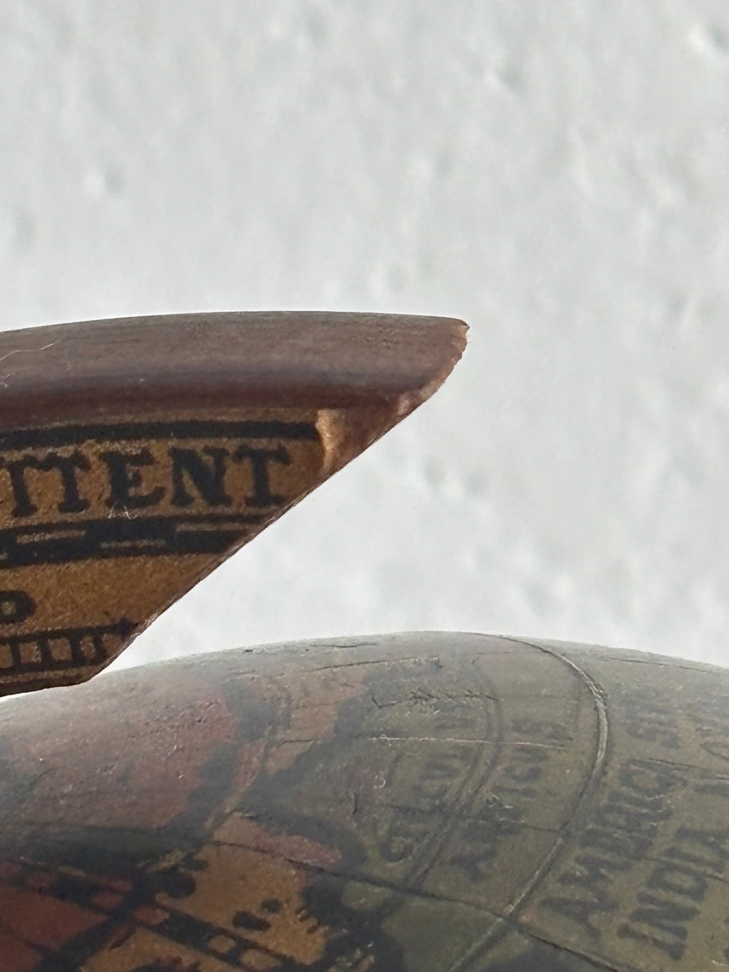 Vintage‑Globus mit Spieluhr – Melodie „Doktor Schiwago“