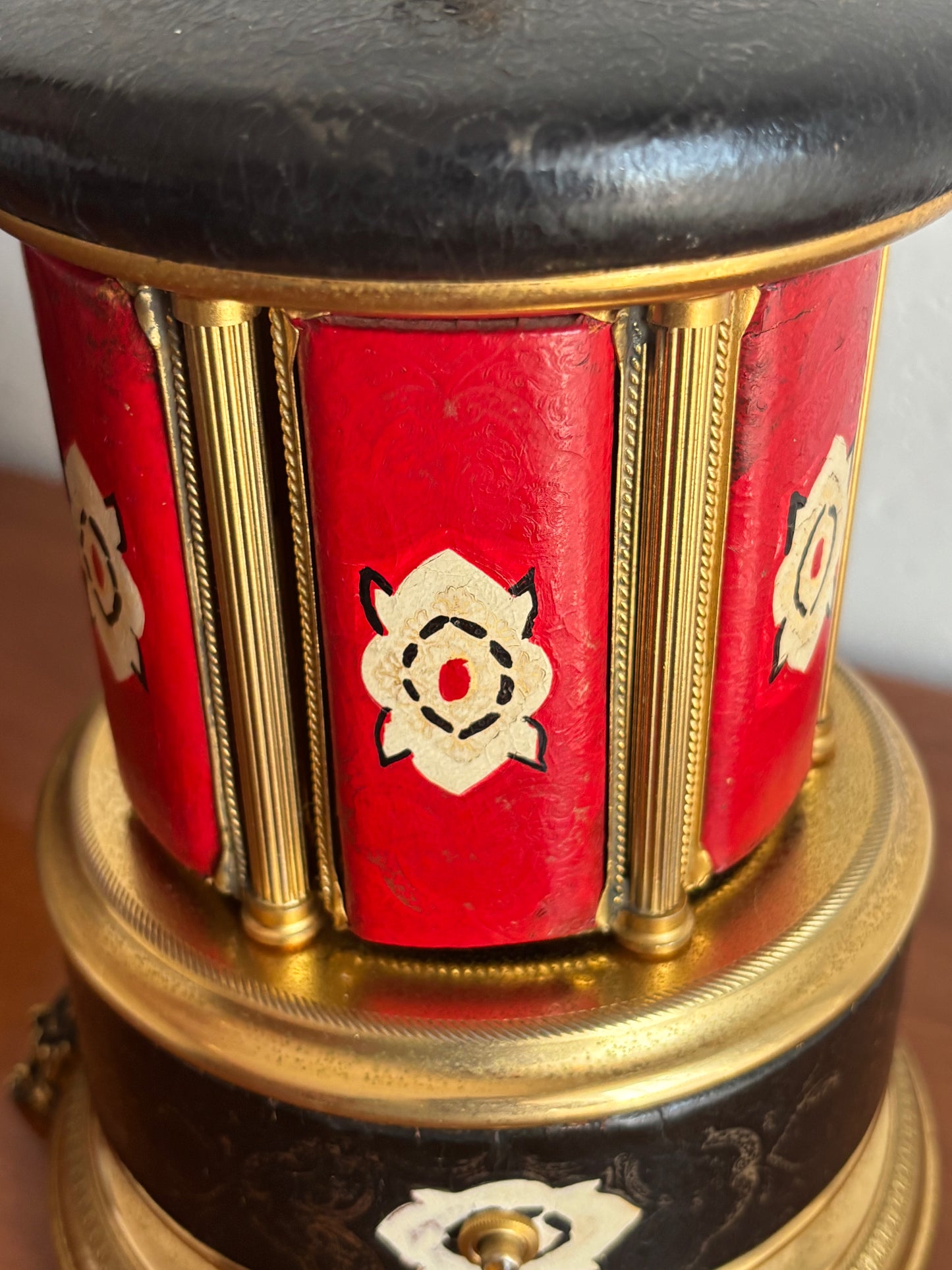 Portasigarette musicale con carillon Reuge