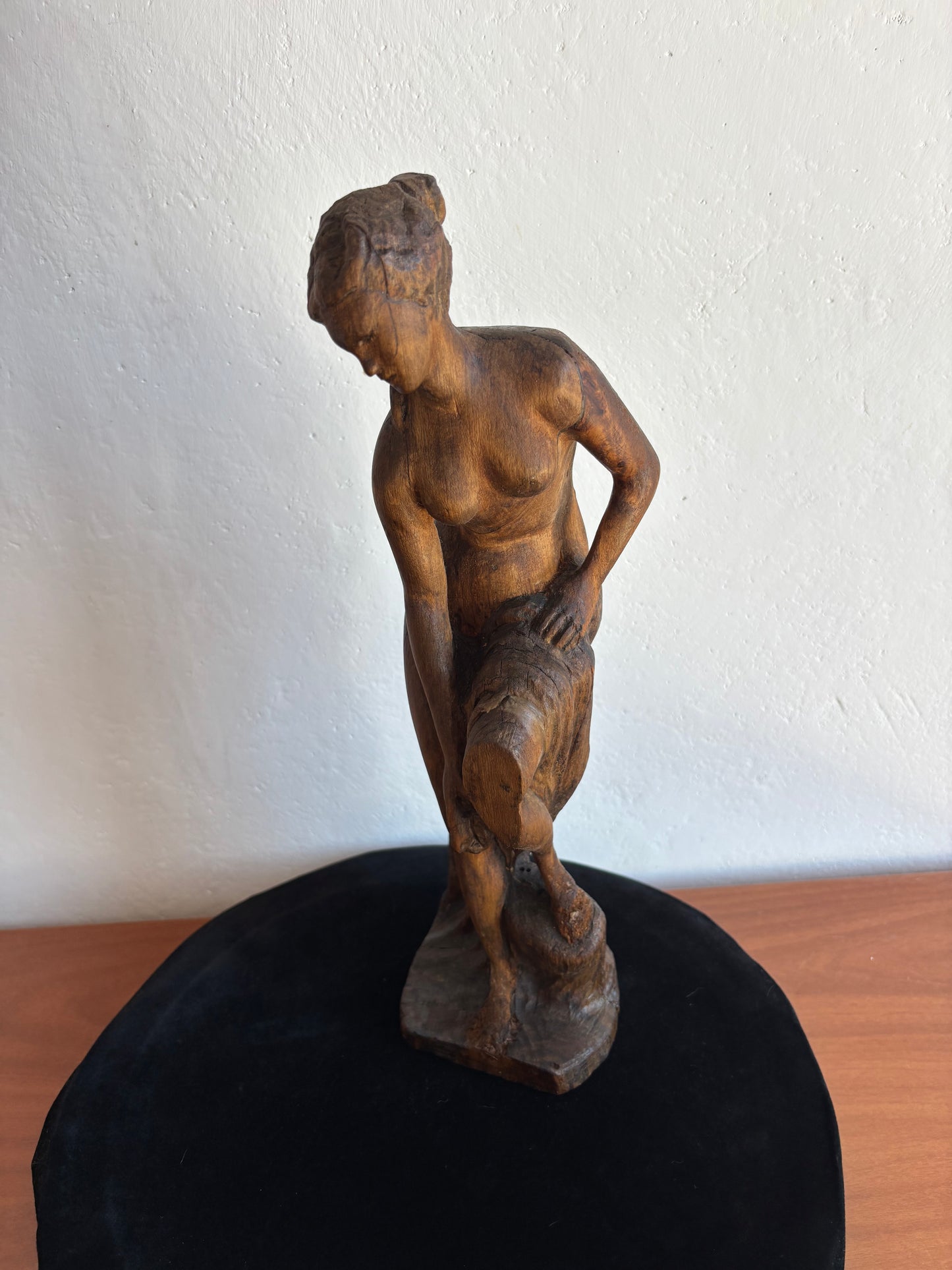 Wooden Sculpture “The Bather” – Vintage Figurative Art