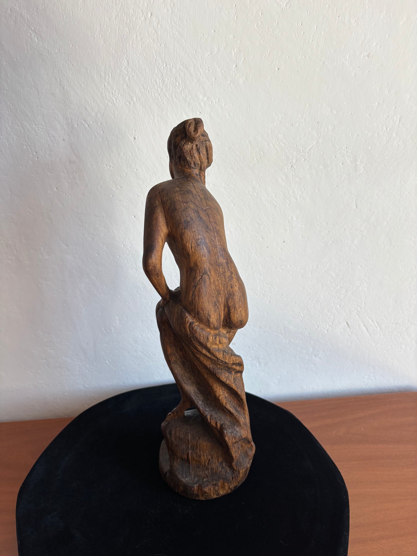 Wooden Sculpture “The Bather” – Vintage Figurative Art