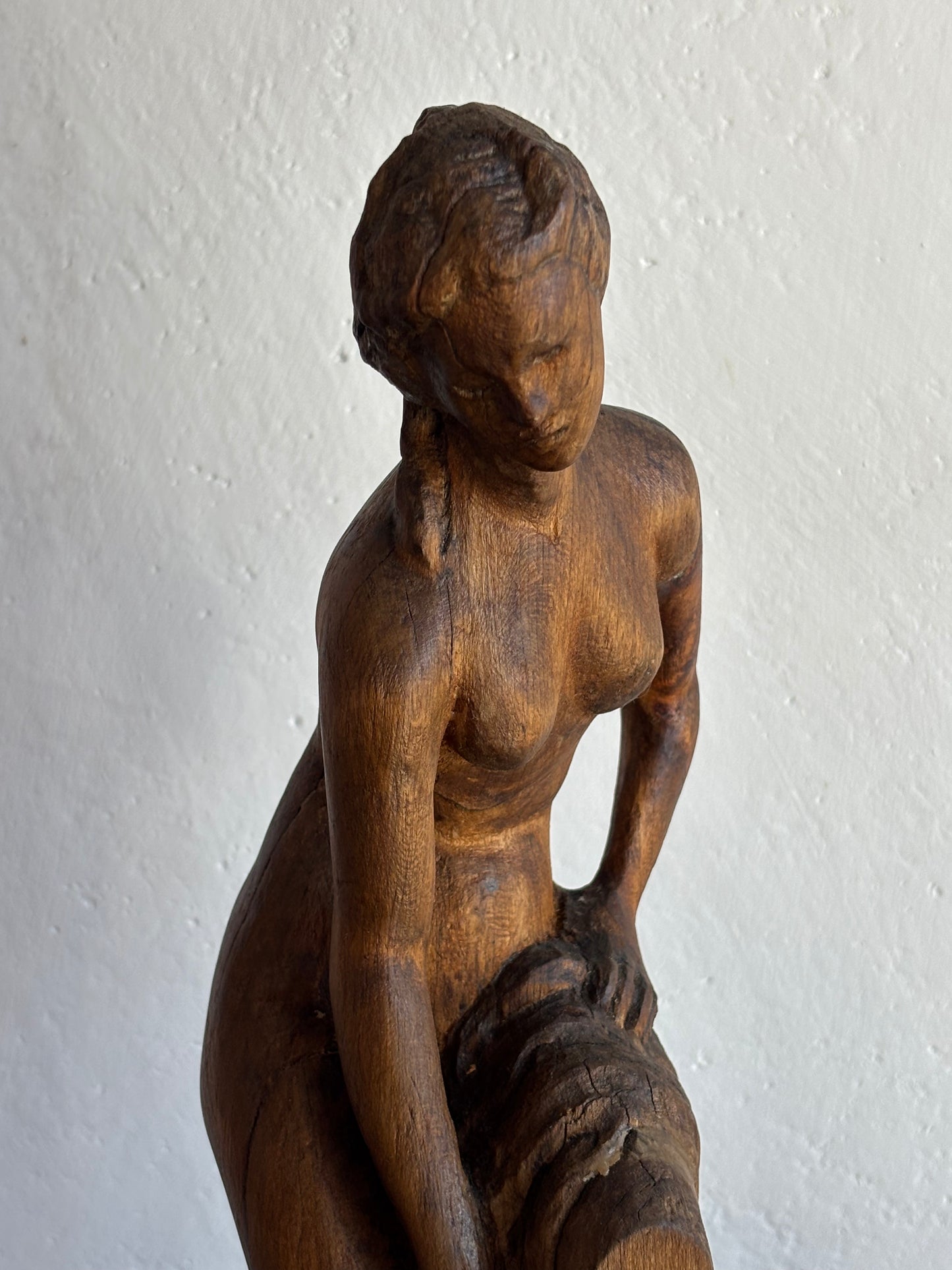 Wooden Sculpture “The Bather” – Vintage Figurative Art