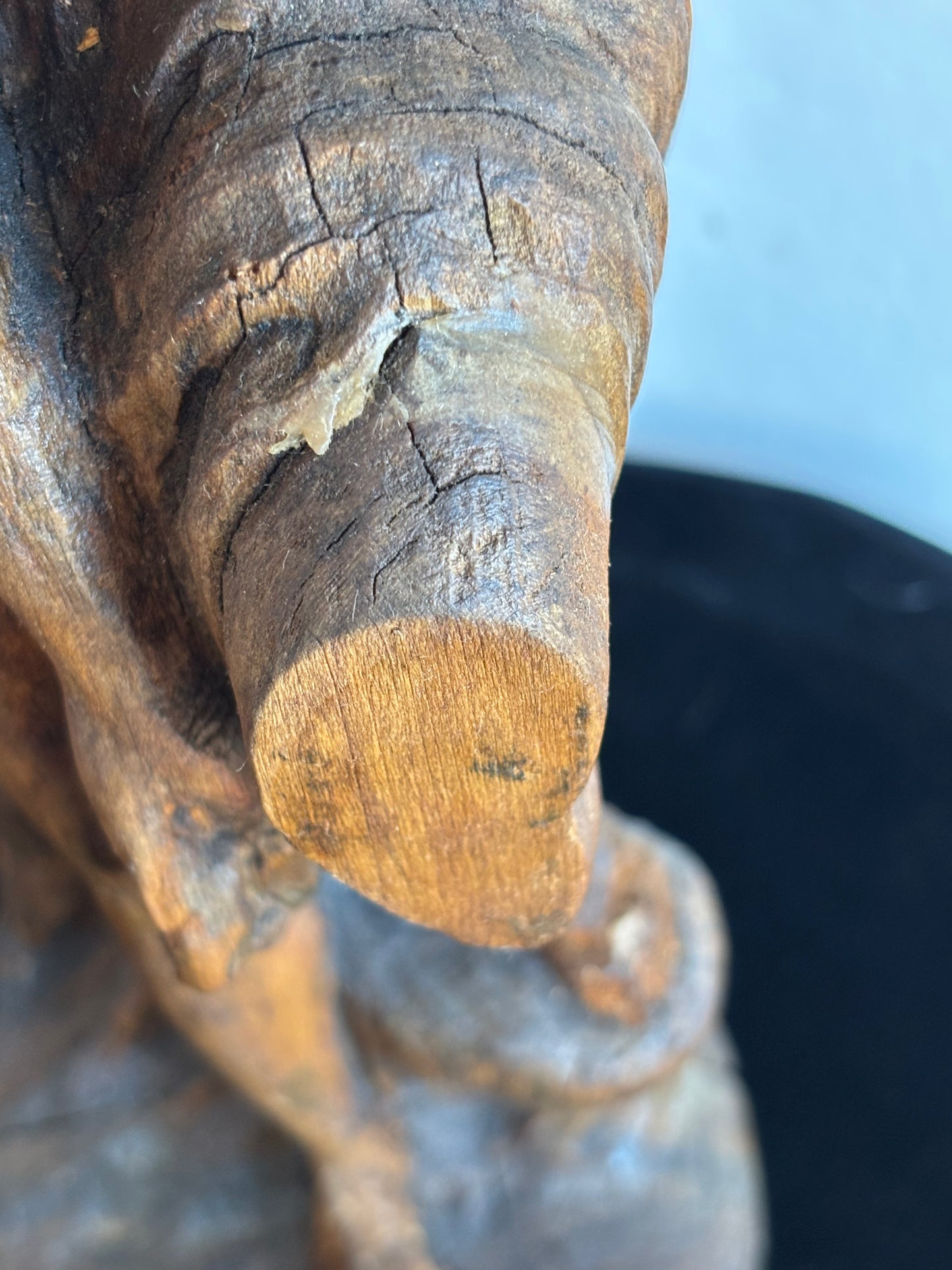 Wooden Sculpture “The Bather” – Vintage Figurative Art