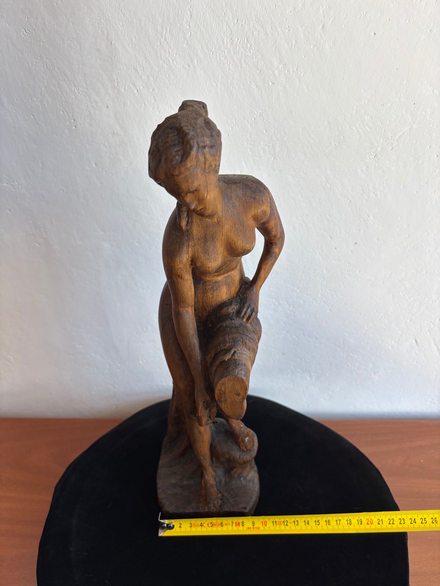 Wooden Sculpture “The Bather” – Vintage Figurative Art