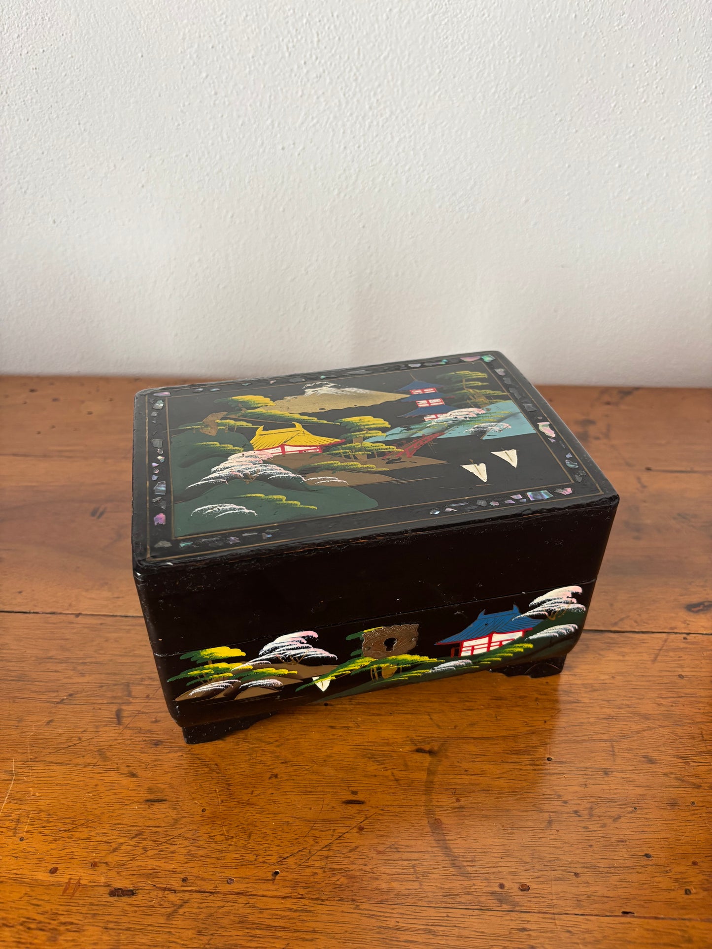 Portagioie giapponese vintage con carillon funzionante – coppia danzante e fiori