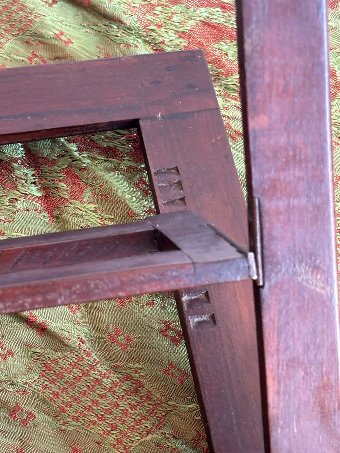 Vintage Wooden Book Stand – Adjustable Reading Support