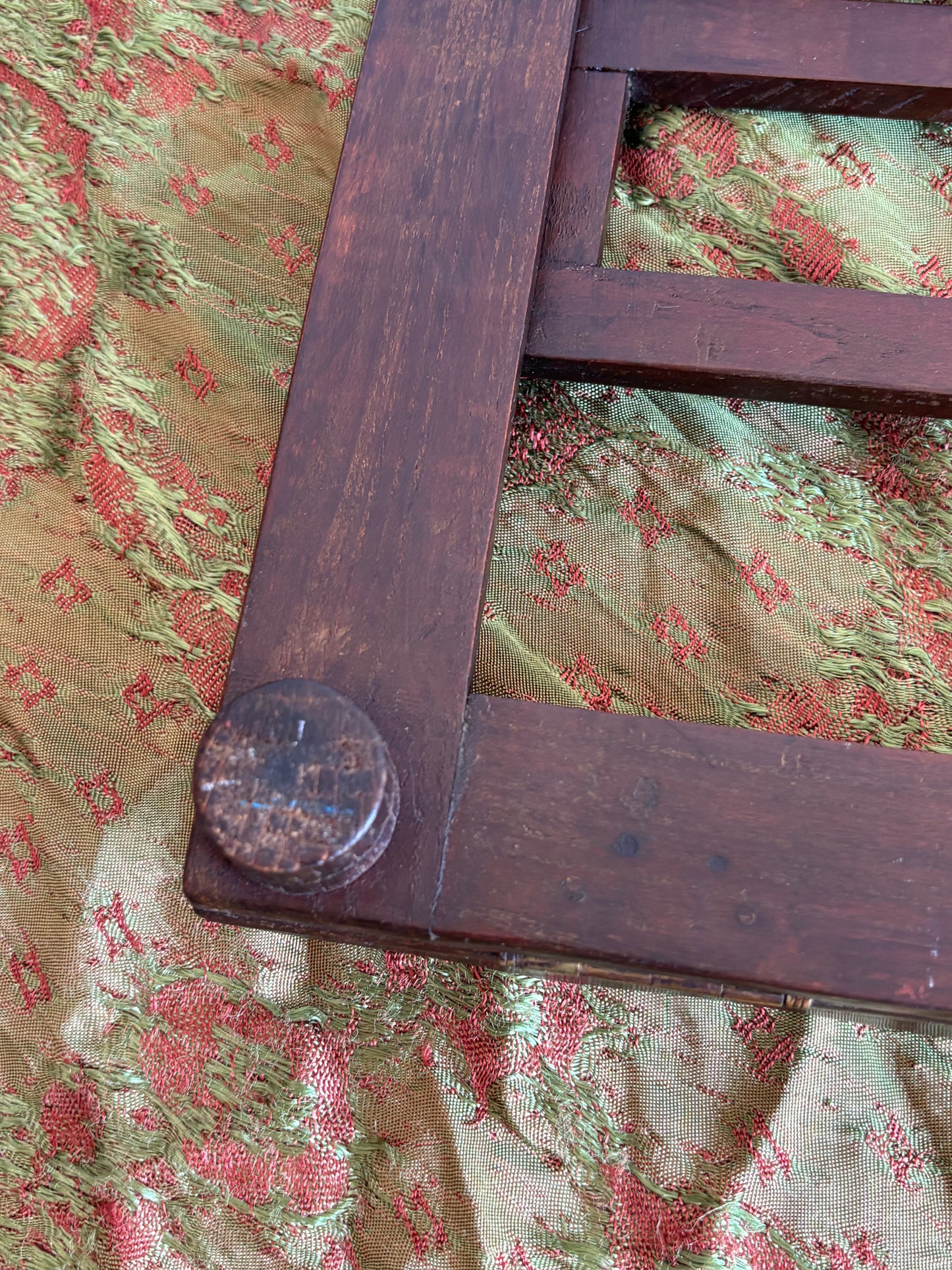 Vintage Wooden Book Stand – Adjustable Reading Support