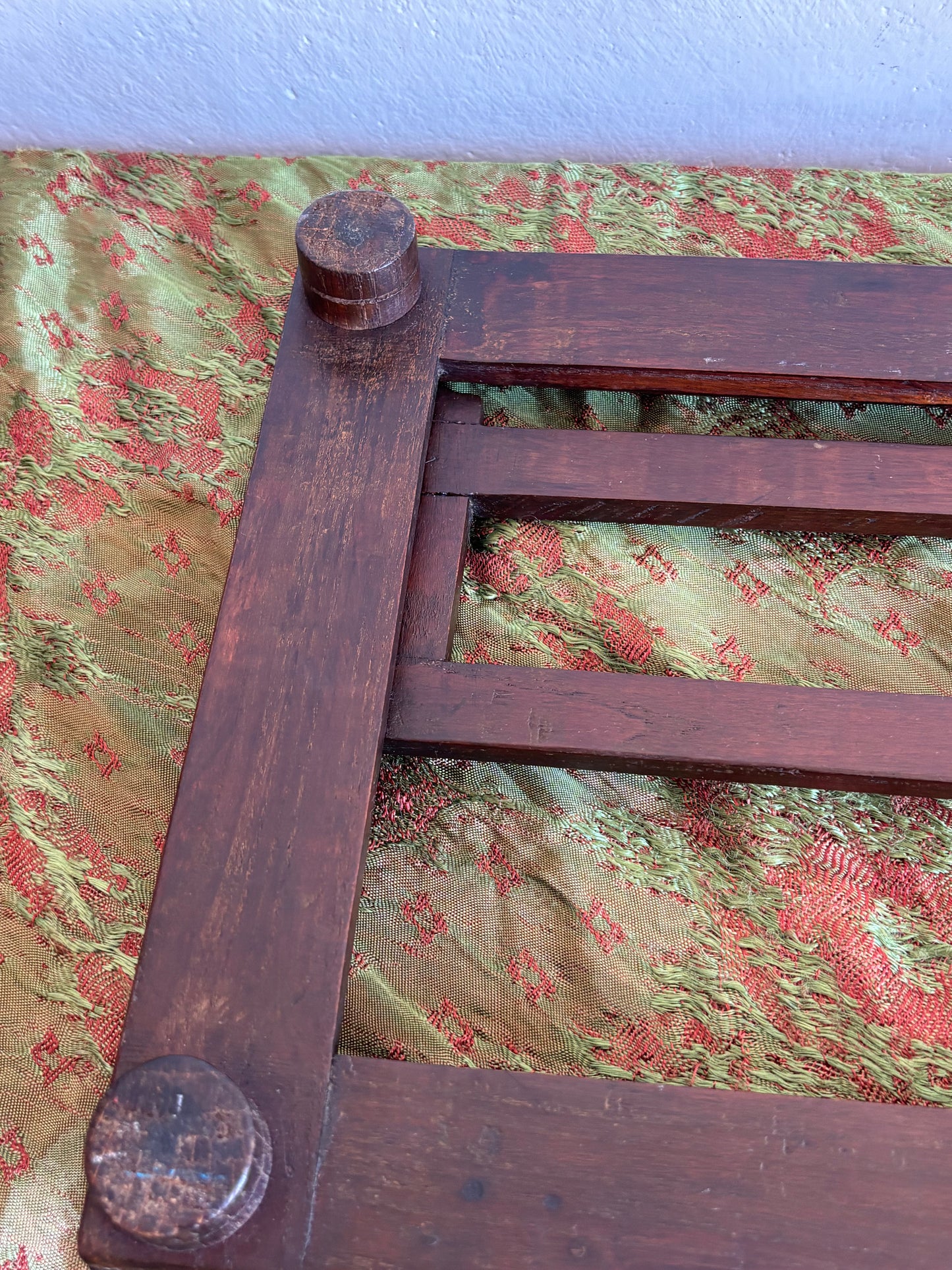 Vintage Wooden Book Stand – Adjustable Reading Support