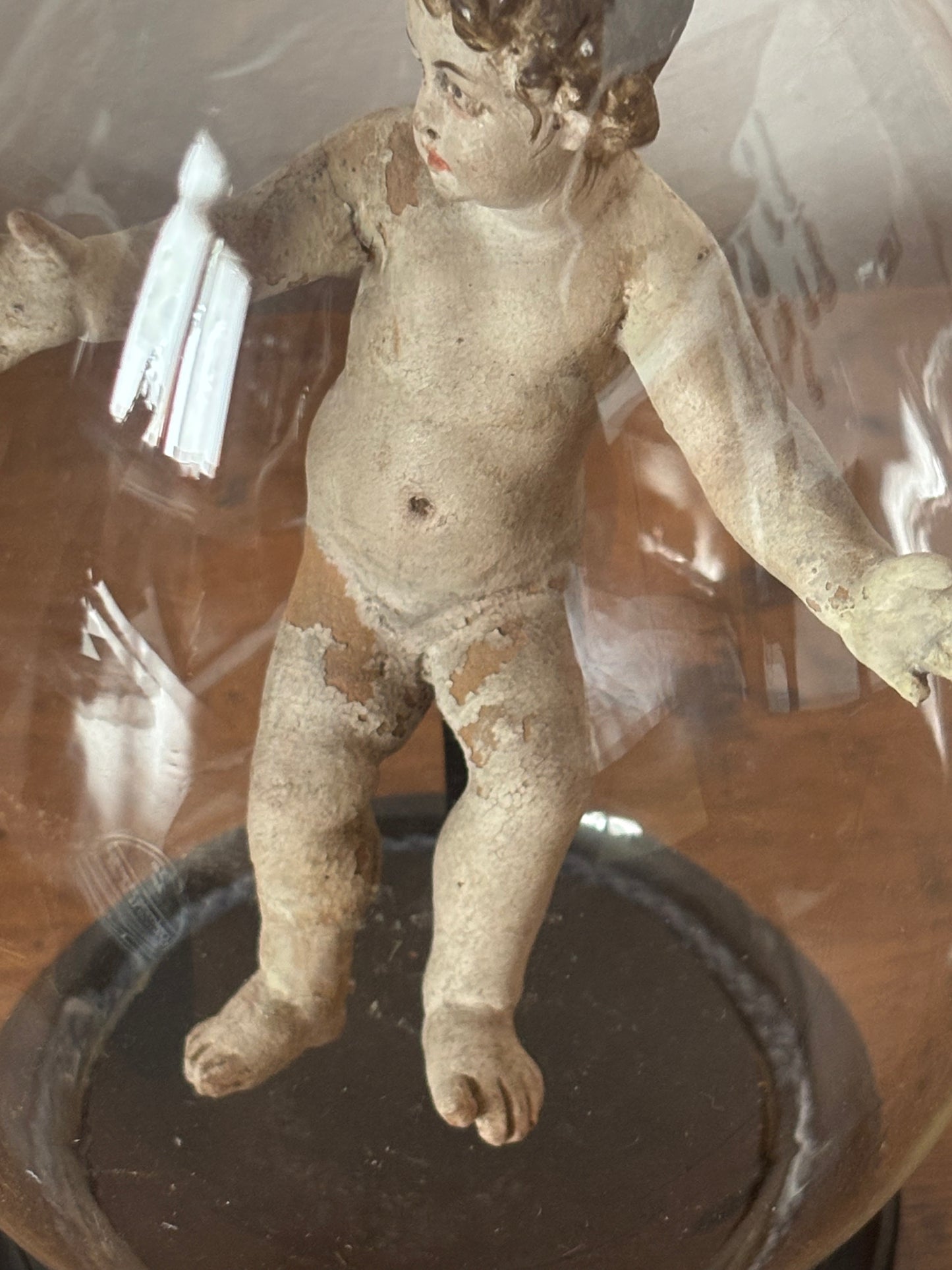 Jesuskind aus Terrakotta – Antike Sakralkunst