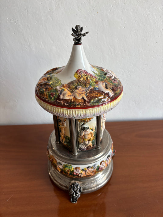 Portasigarette musicale in ceramica stile Capodimonte – doppia melodia Reuge