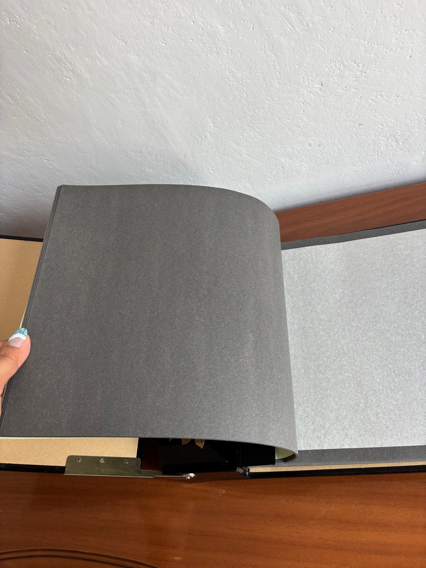 Japanese lacquer photo album with music box