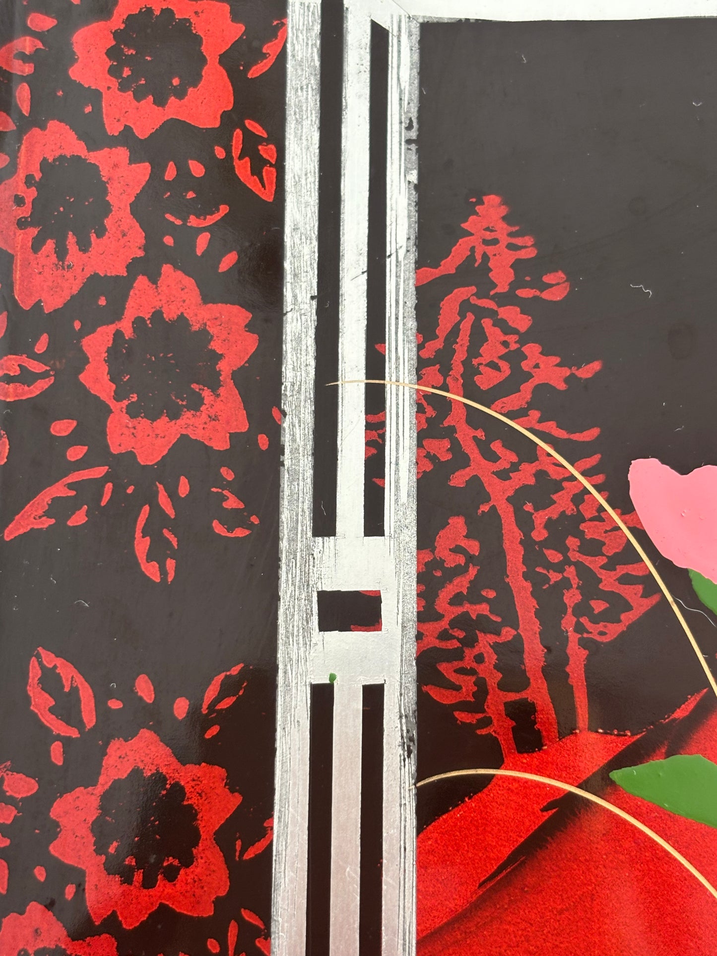 Japanese lacquer photo album with music box