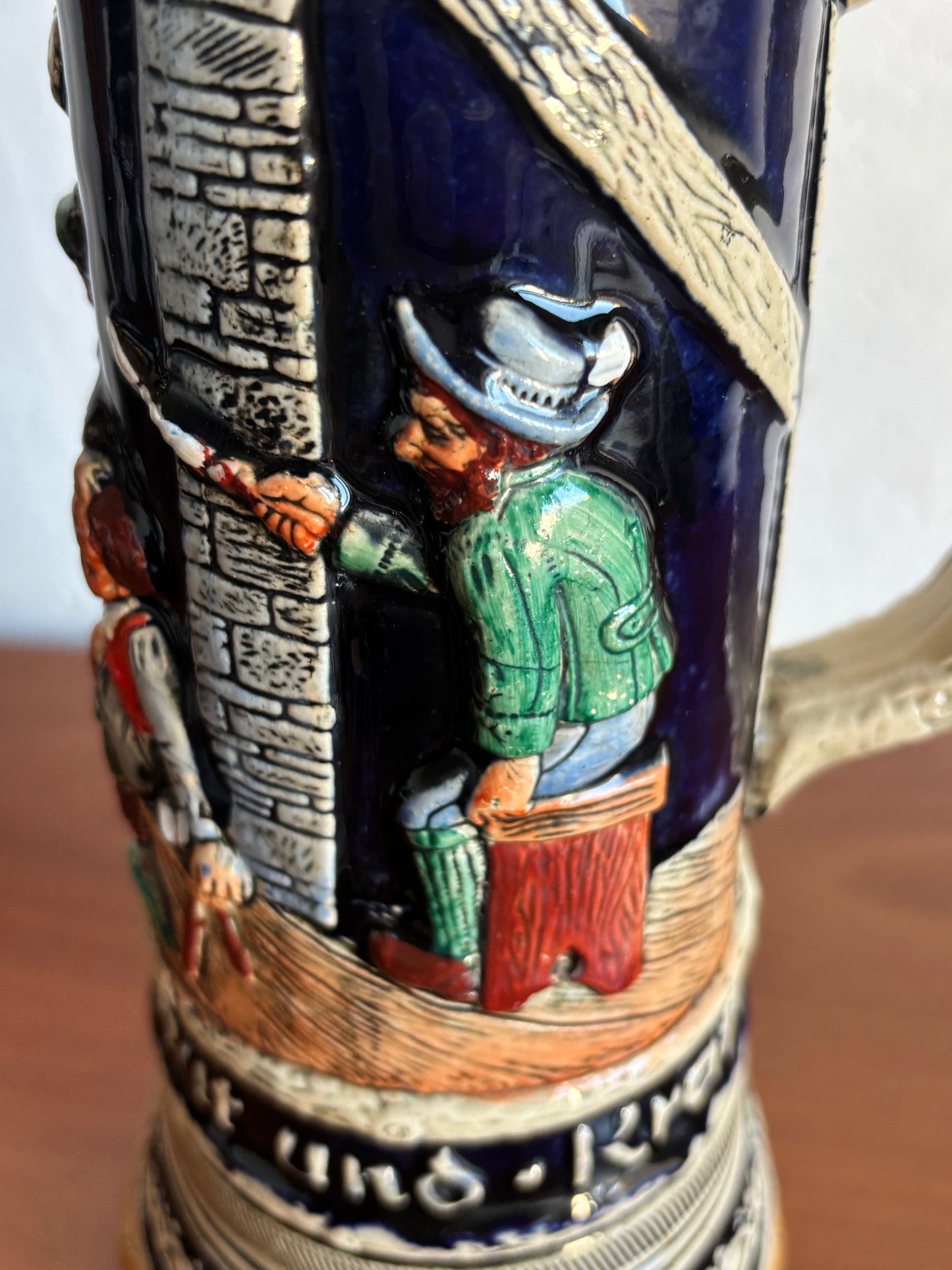 Deutscher Bierkrug aus Keramik mit Spieluhr – Vintage Beer Stein mit Metalldeckel
