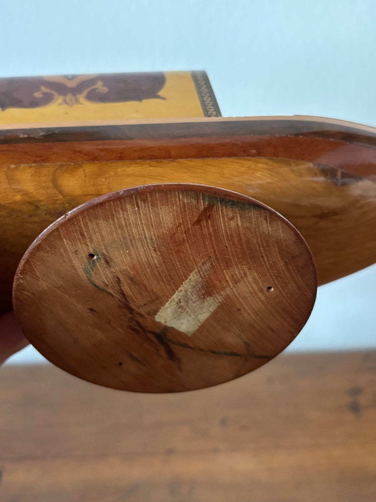 Gondola portasigarette con carillon in legno, funzionante e restaurata