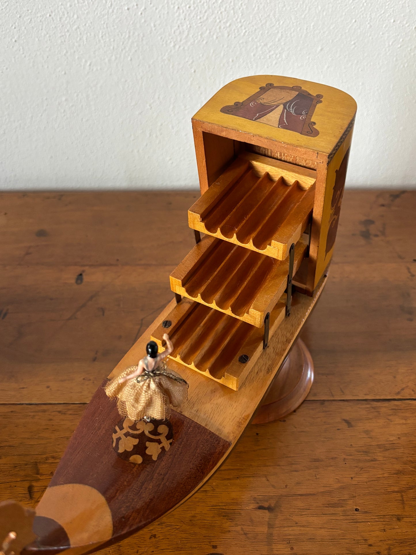 Gondola portasigarette con carillon in legno, funzionante e restaurata