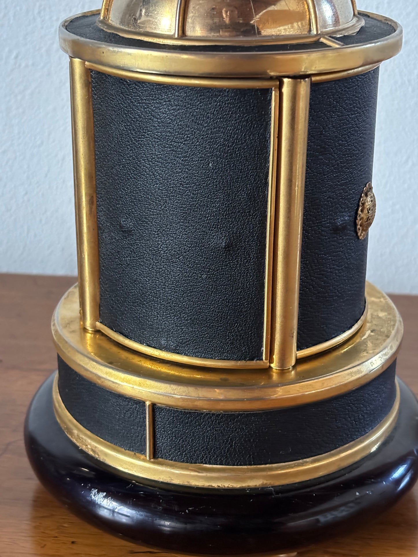 Portasigarette vintage con carillon in metallo e pelle sintetica sostituita, funzionante e restaurato