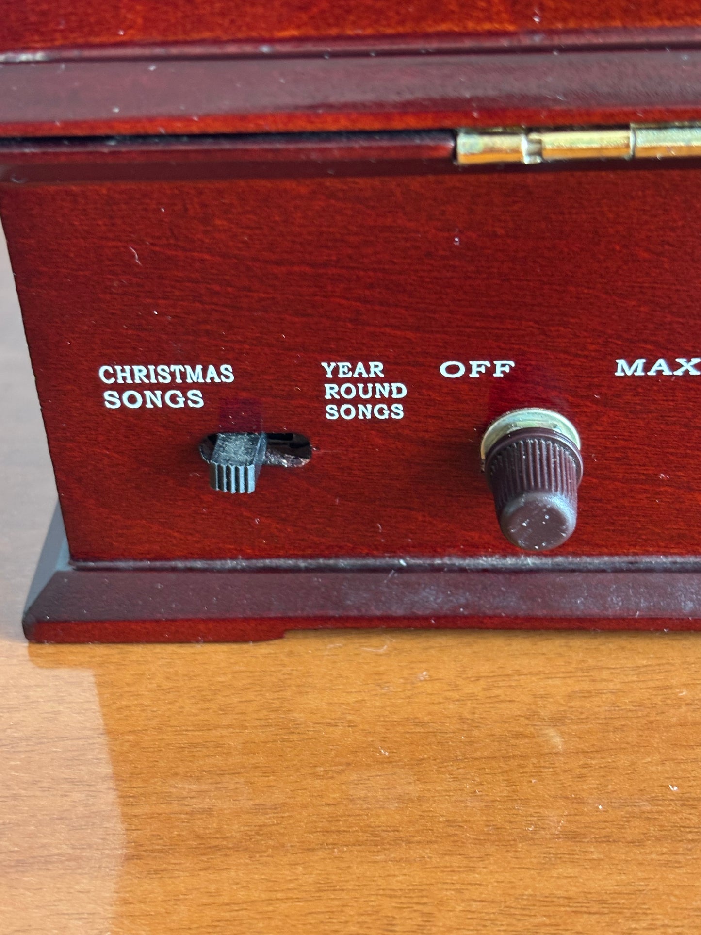 Musical Mr. Christmas Jewelry Box with Rotating Ballroom Scene
