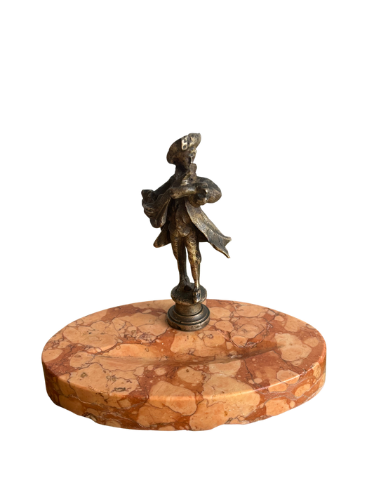 Portapenne vintage in marmo con statuetta in metallo