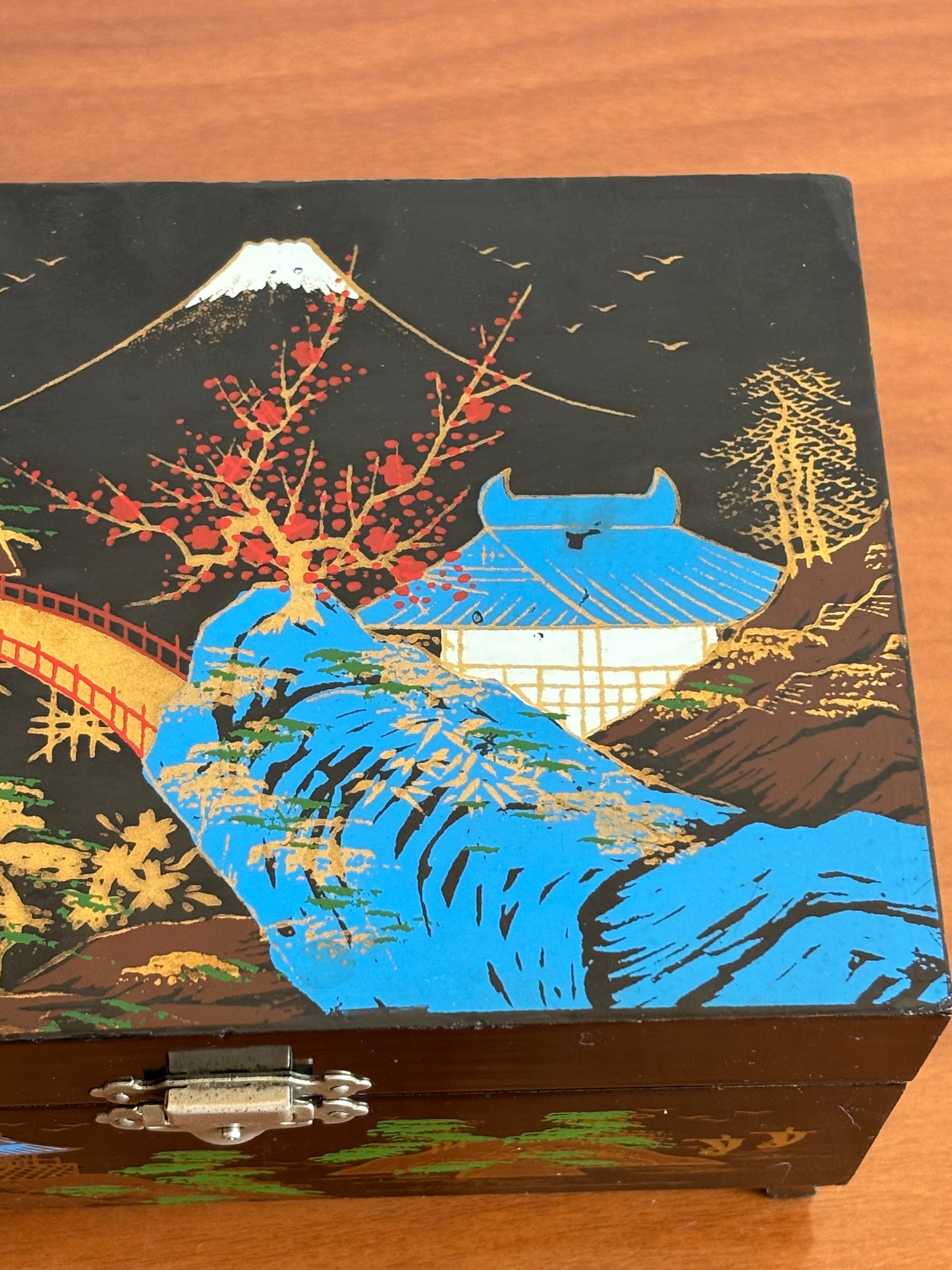 Vintage Japanisches Lack‑Schmuckkästchen mit funktionierendem Spielwerk