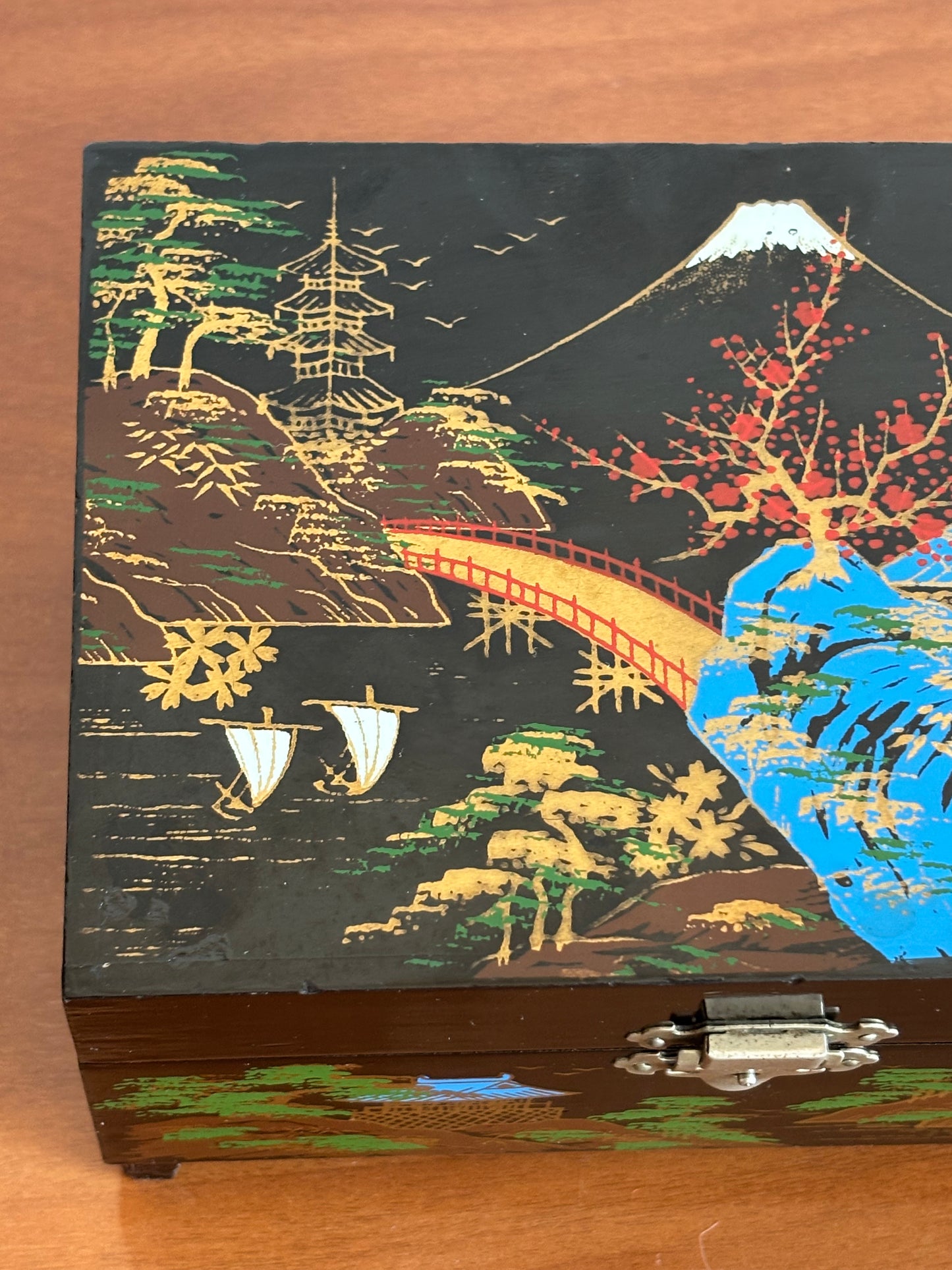 Vintage Japanisches Lack‑Schmuckkästchen mit funktionierendem Spielwerk