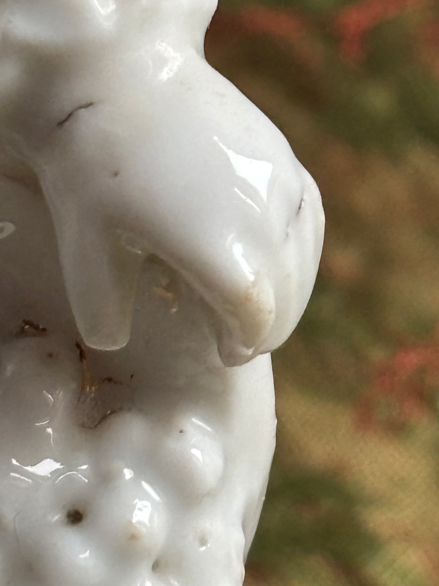 White ceramic pen holder, possible European production, 19th century