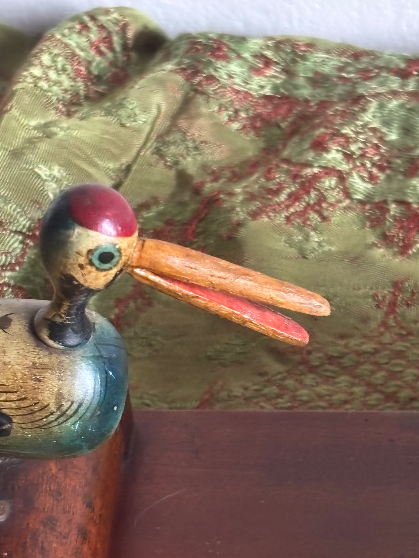 Vintage Wooden Cigarette Holder with Restored Bird – Fully Functional Manual Opening