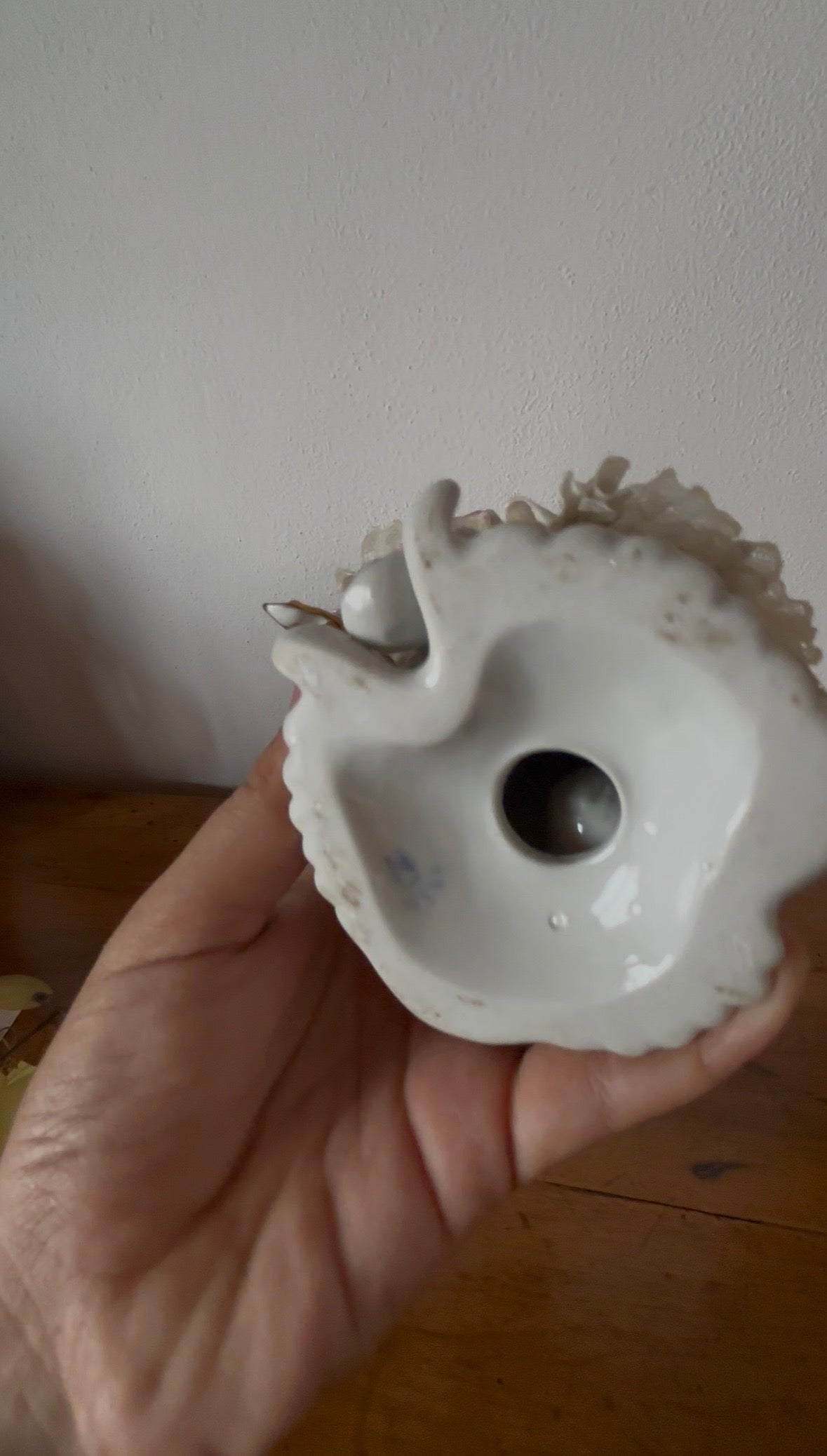 Ginori-Spitzenporzellanfigur mit Harfe
