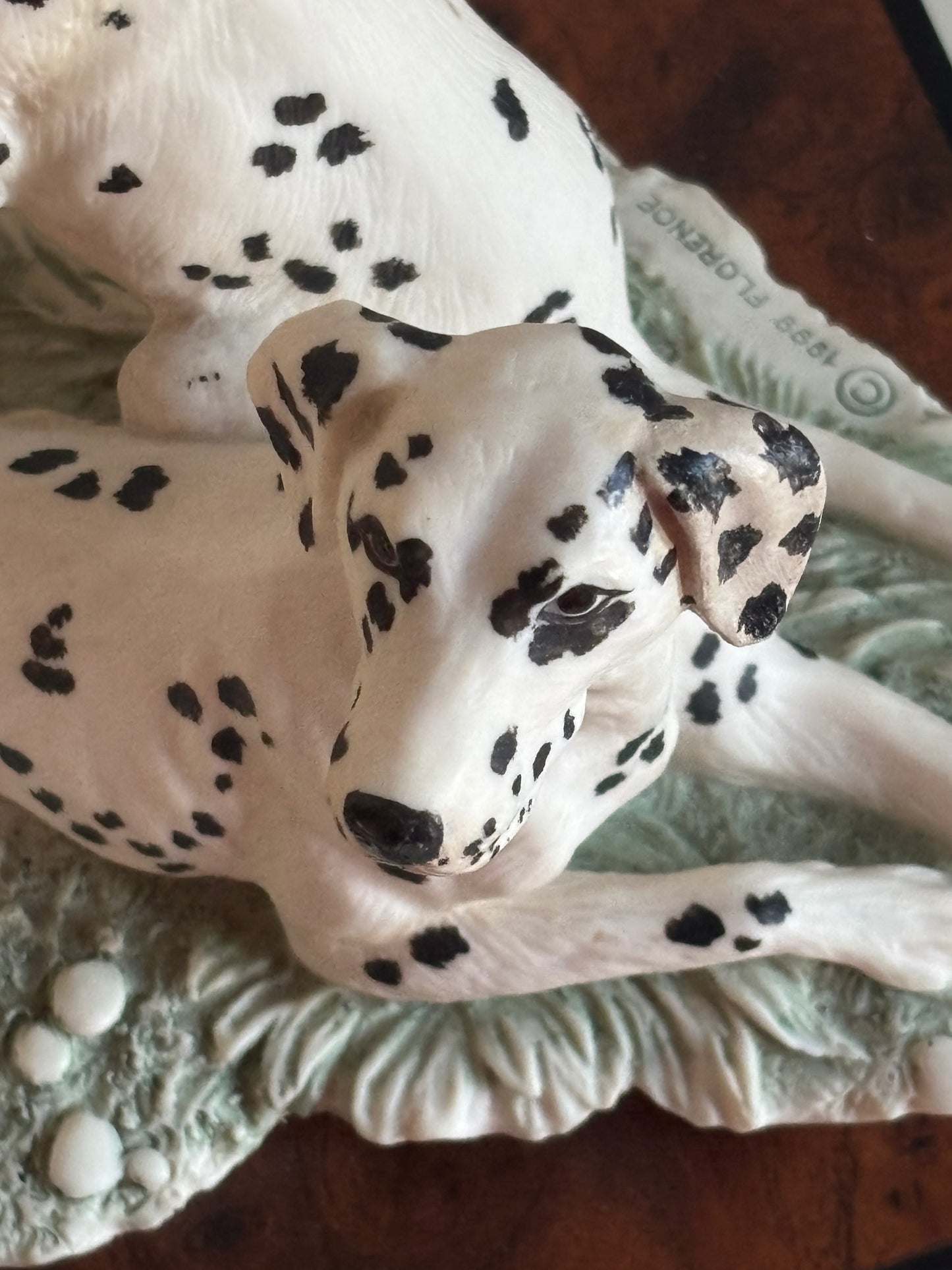Giuseppe Armani „Dalmatians“ – Porzellanfigur, signiert, mit Originalsockel, restauriert