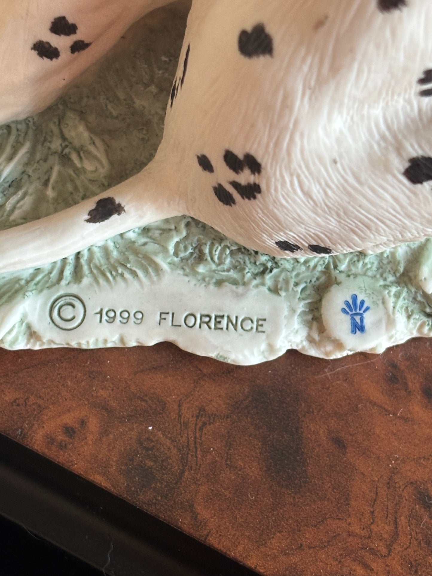 Giuseppe Armani „Dalmatians“ – Porzellanfigur, signiert, mit Originalsockel, restauriert