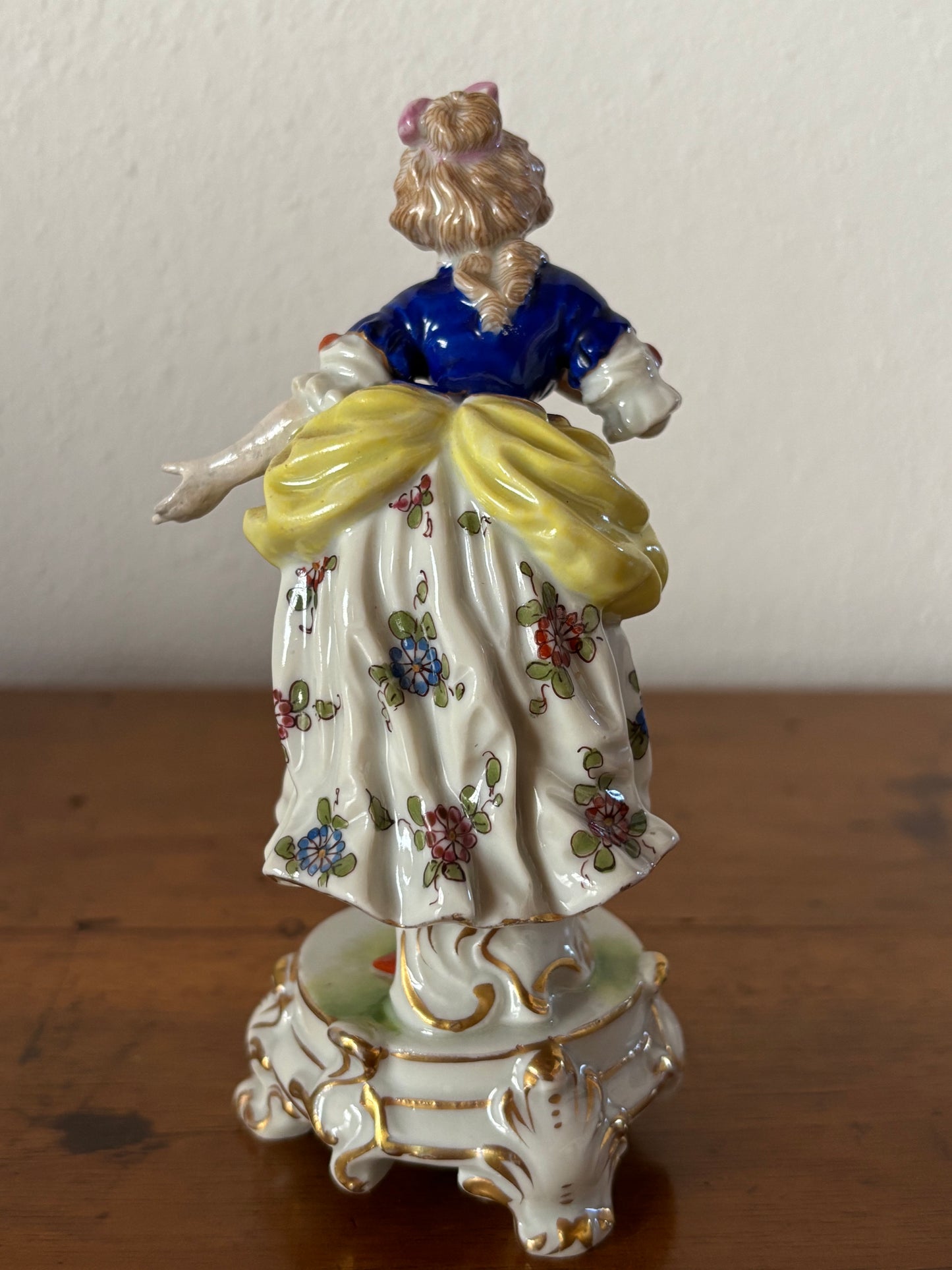 Statuetta in ceramica Ludwigsburg – Fine XVIII secolo