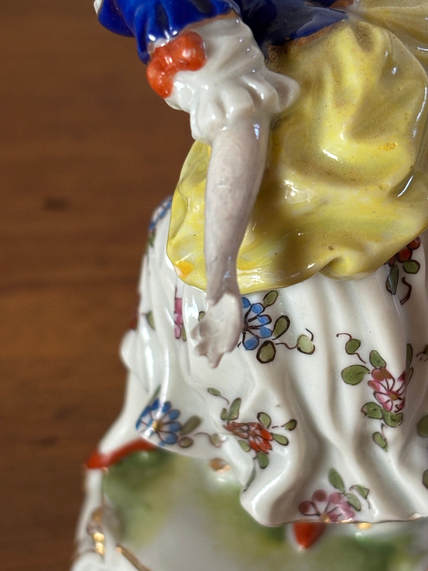 Statuetta in ceramica Ludwigsburg – Fine XVIII secolo