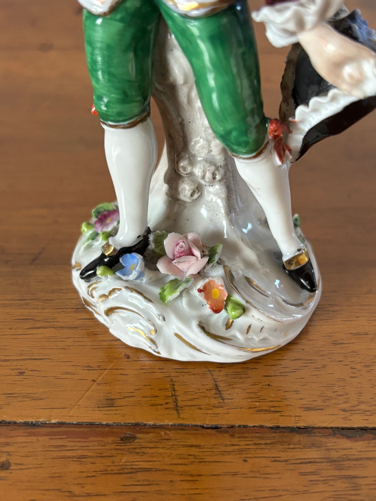 Statuetta in Ceramica Vintage con Marchio N Coronata