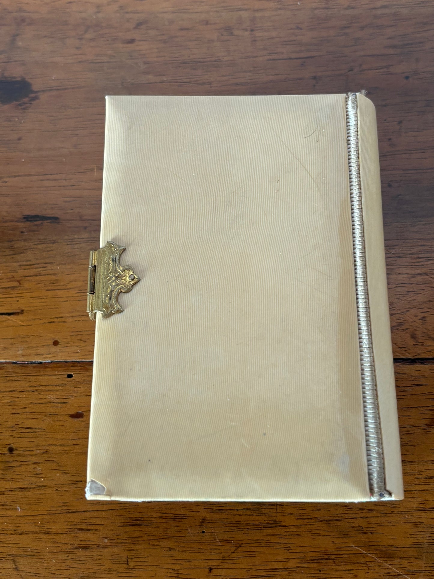 Taschengebetbuch von 1890 – „Allezeit im Herrn!“