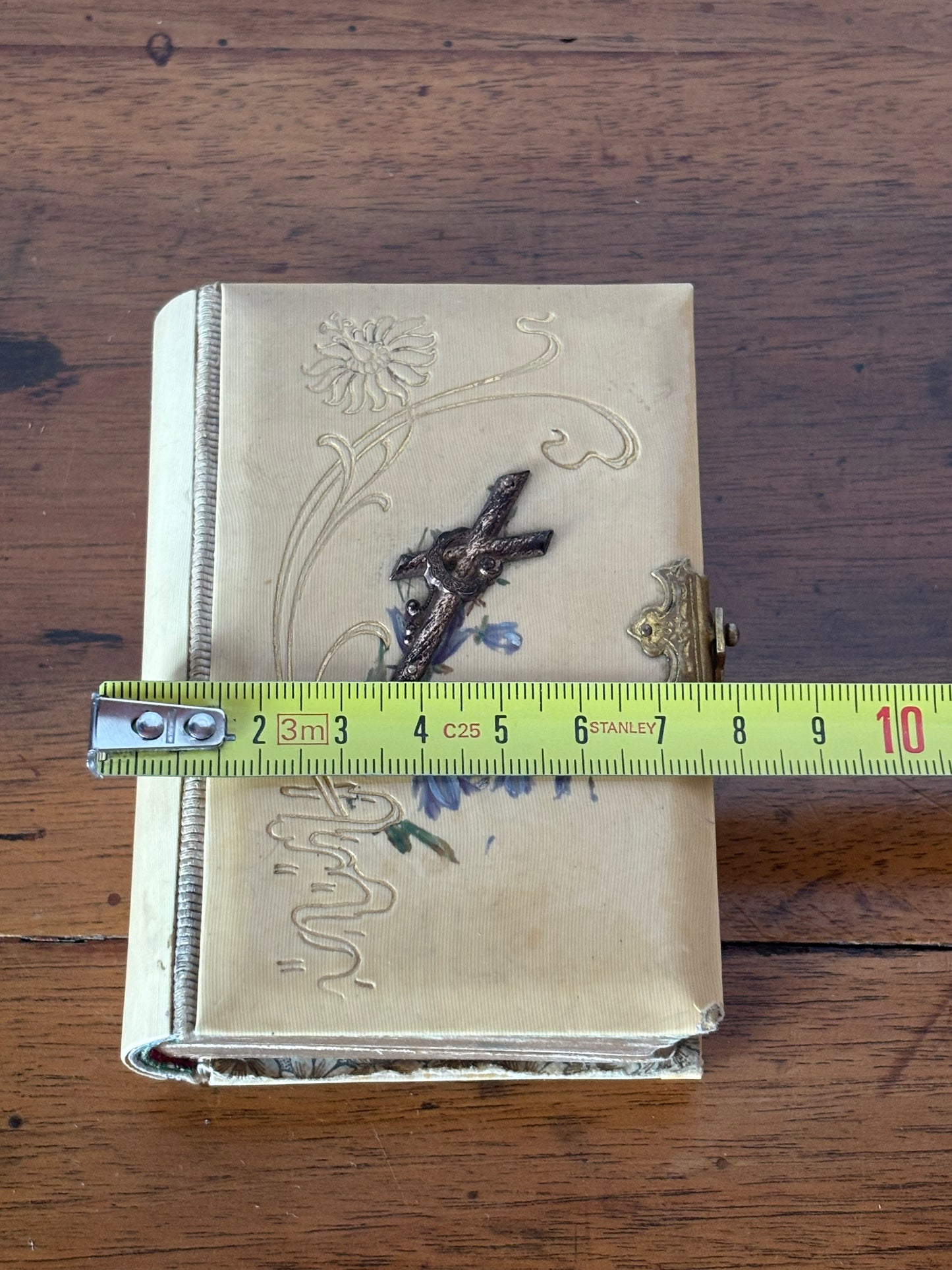 Taschengebetbuch von 1890 – „Allezeit im Herrn!“