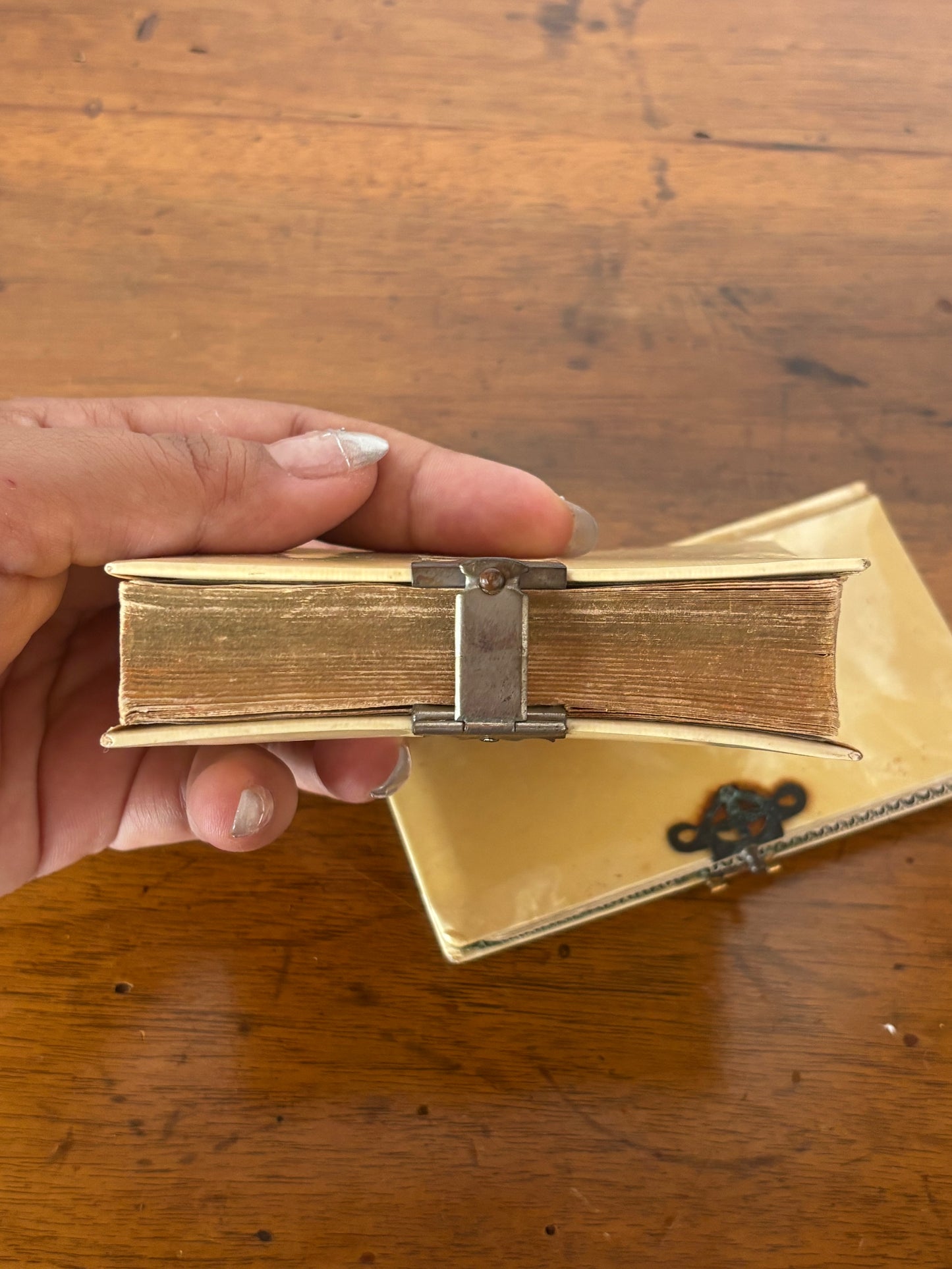 Spanische Taschengebetbücher – Ausgaben von 1893 und 1927