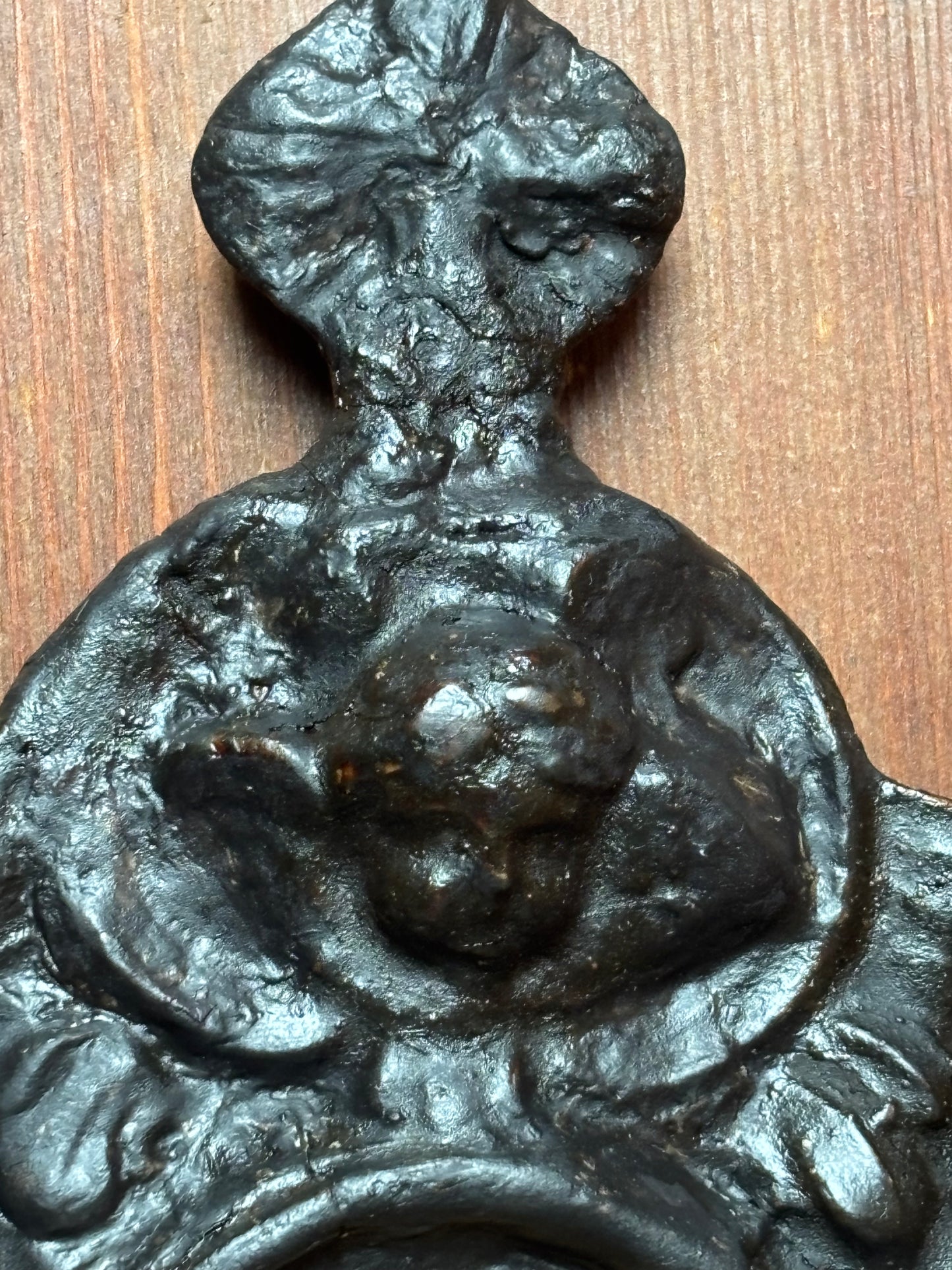 Wall Holy Water Font in Wood and Stucco with Insert Likely in Meerschaum Depicting Christ – Mid-19th Century (circa 1850–1870)