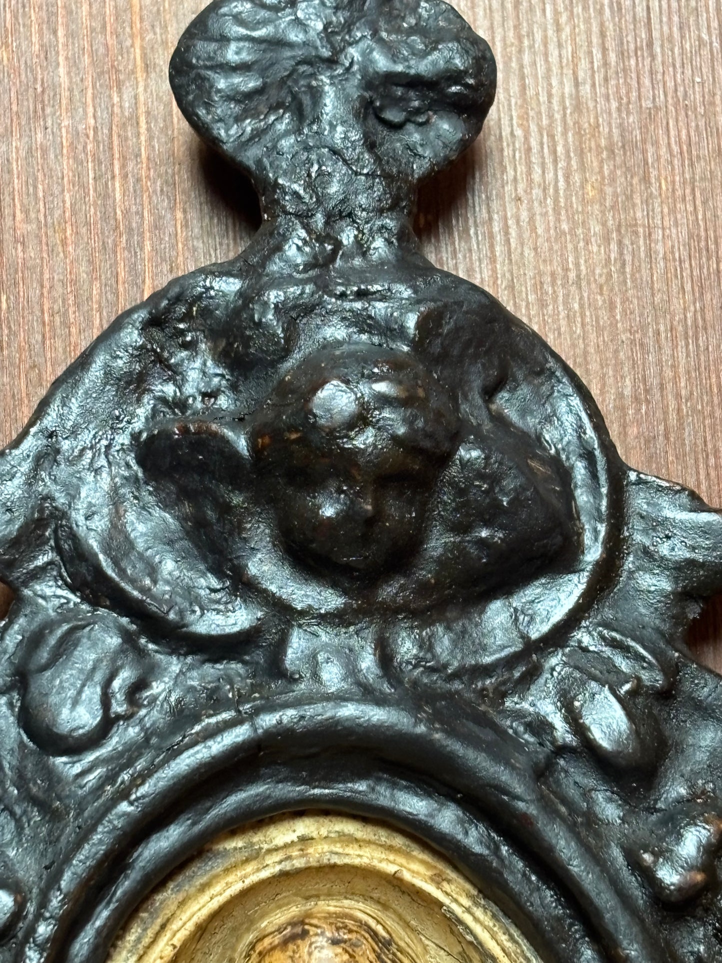 Wall Holy Water Font in Wood and Stucco with Insert Likely in Meerschaum Depicting Christ – Mid-19th Century (circa 1850–1870)