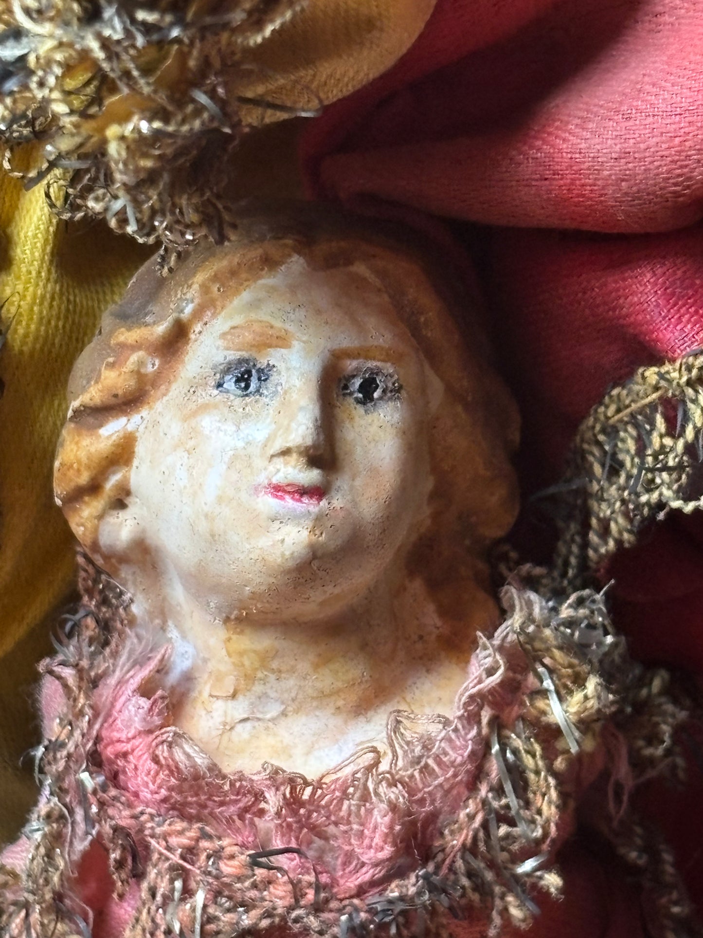 Gruppo di Sant’Anna, San Gioacchino e la Madonna bambina in terracotta policroma e tessuto – ambito italiano, XIX secolo