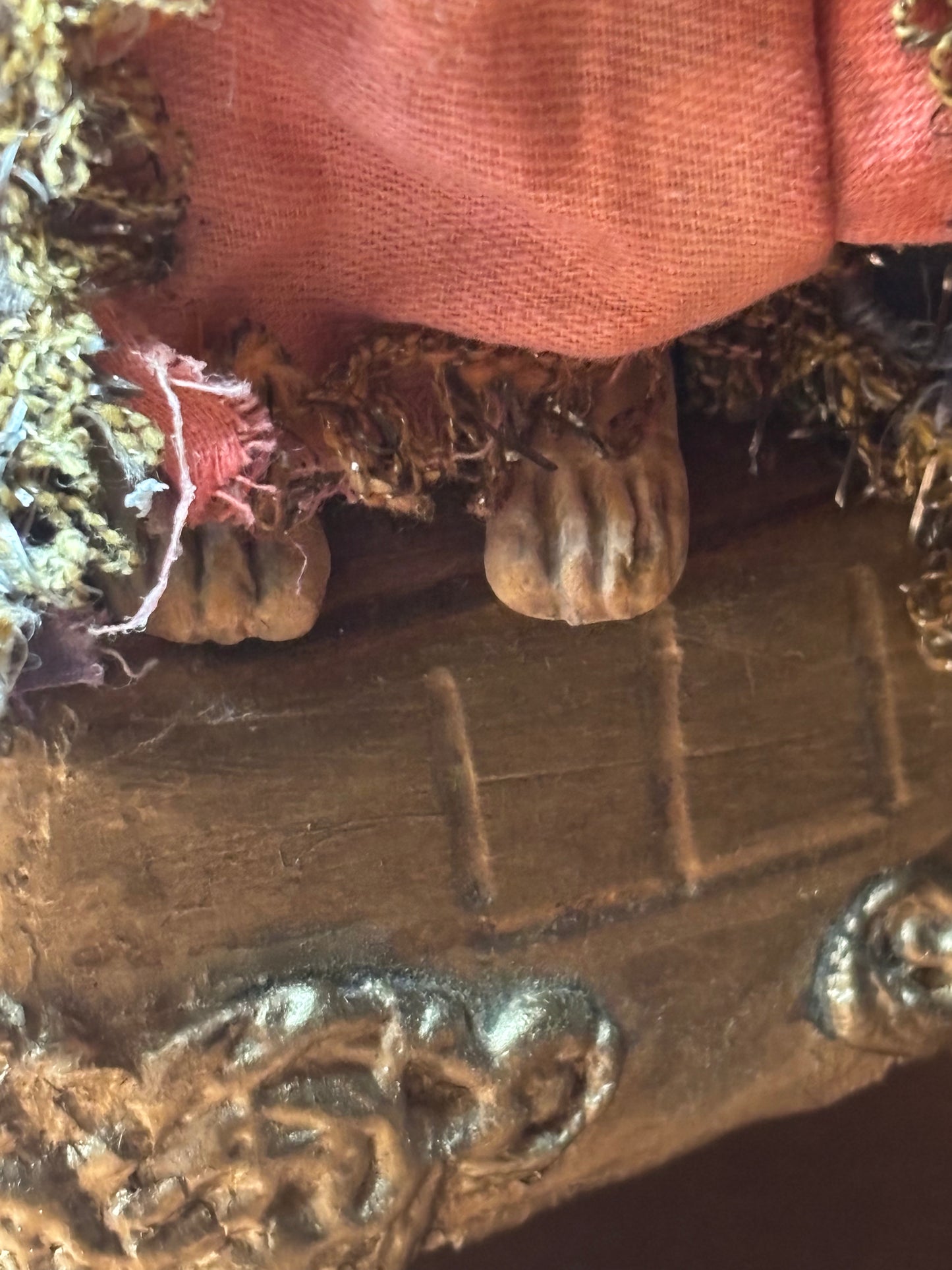 Gruppo di Sant’Anna, San Gioacchino e la Madonna bambina in terracotta policroma e tessuto – ambito italiano, XIX secolo