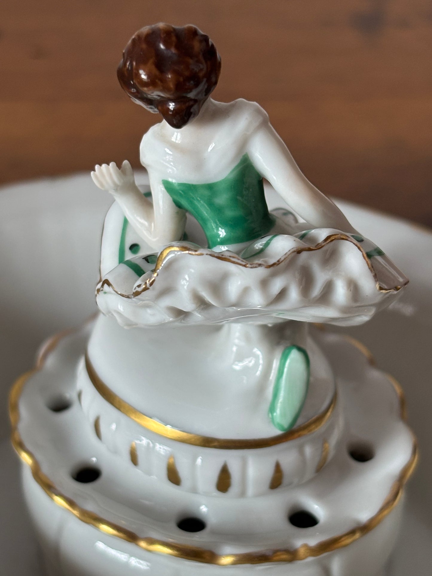 Volkstedt ballerina porcellana antica – vasetto portafiori restaurato da collezione