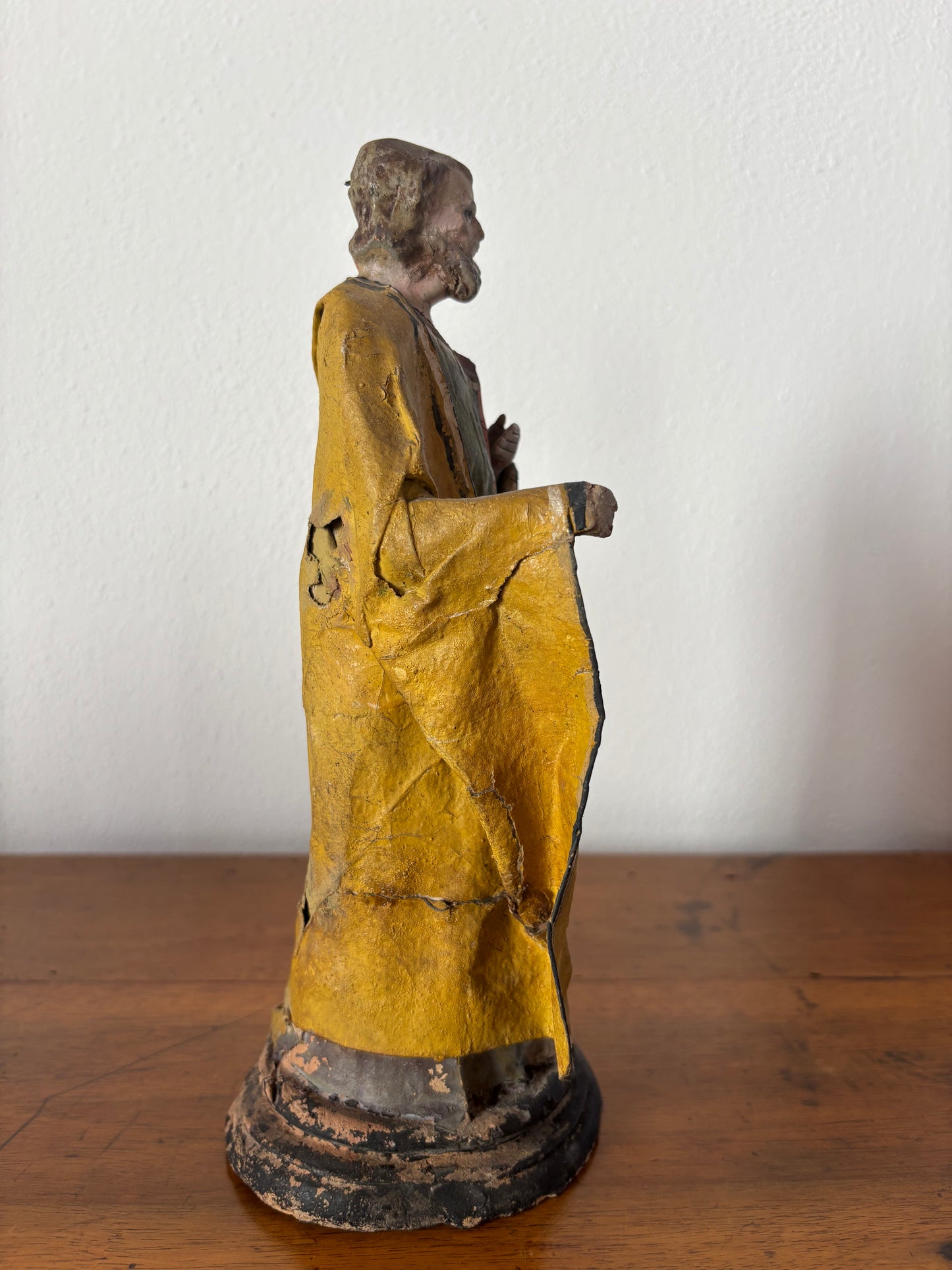 Statuina di San Giuseppe in terracotta con abiti in cartapesta