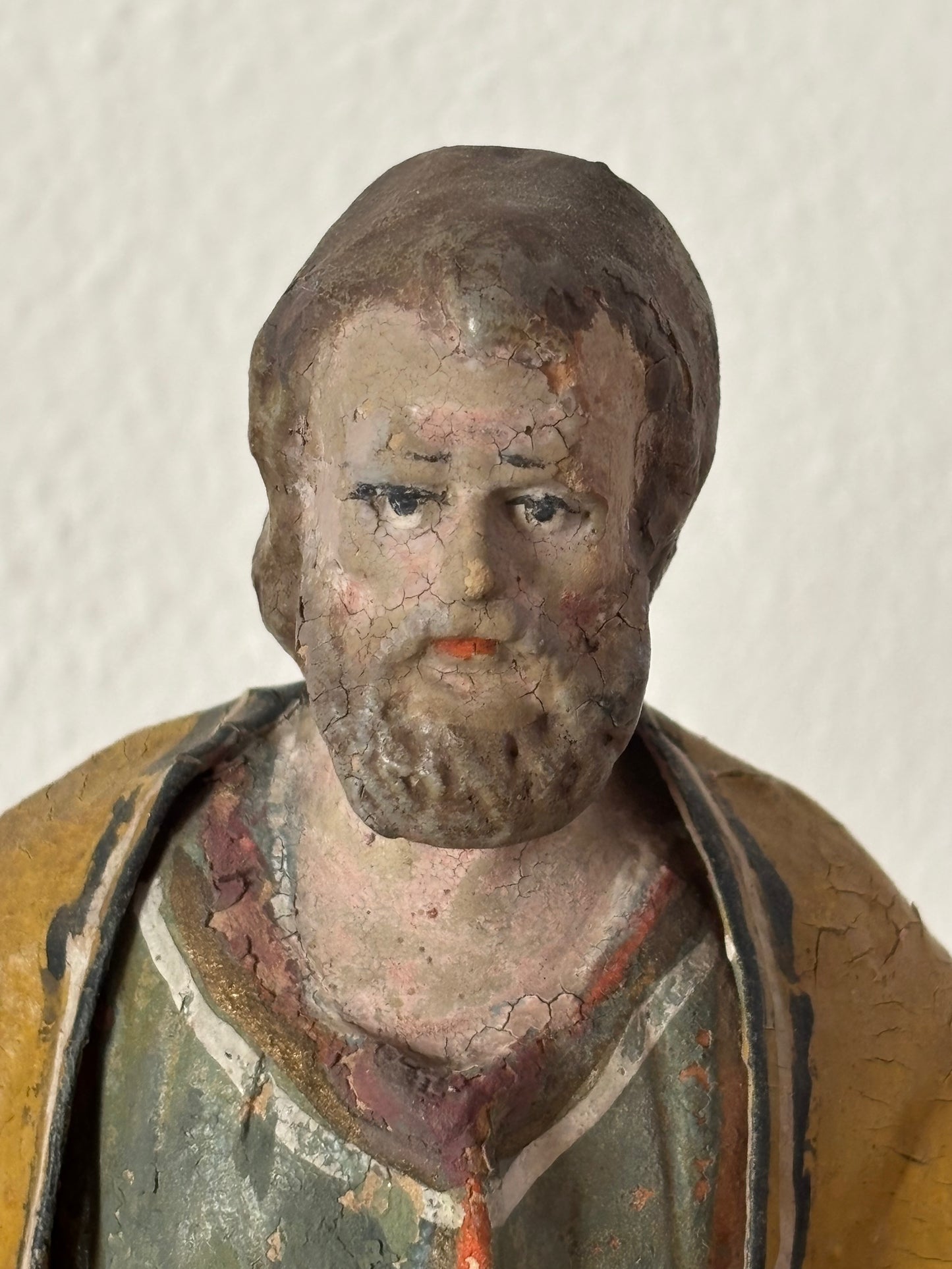 Statuina di San Giuseppe in terracotta con abiti in cartapesta