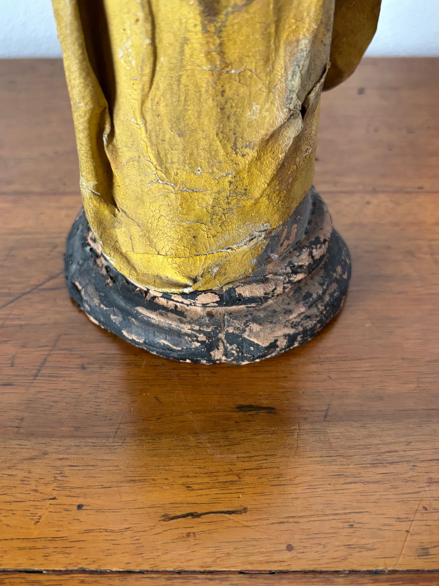 Statuina di San Giuseppe in terracotta con abiti in cartapesta