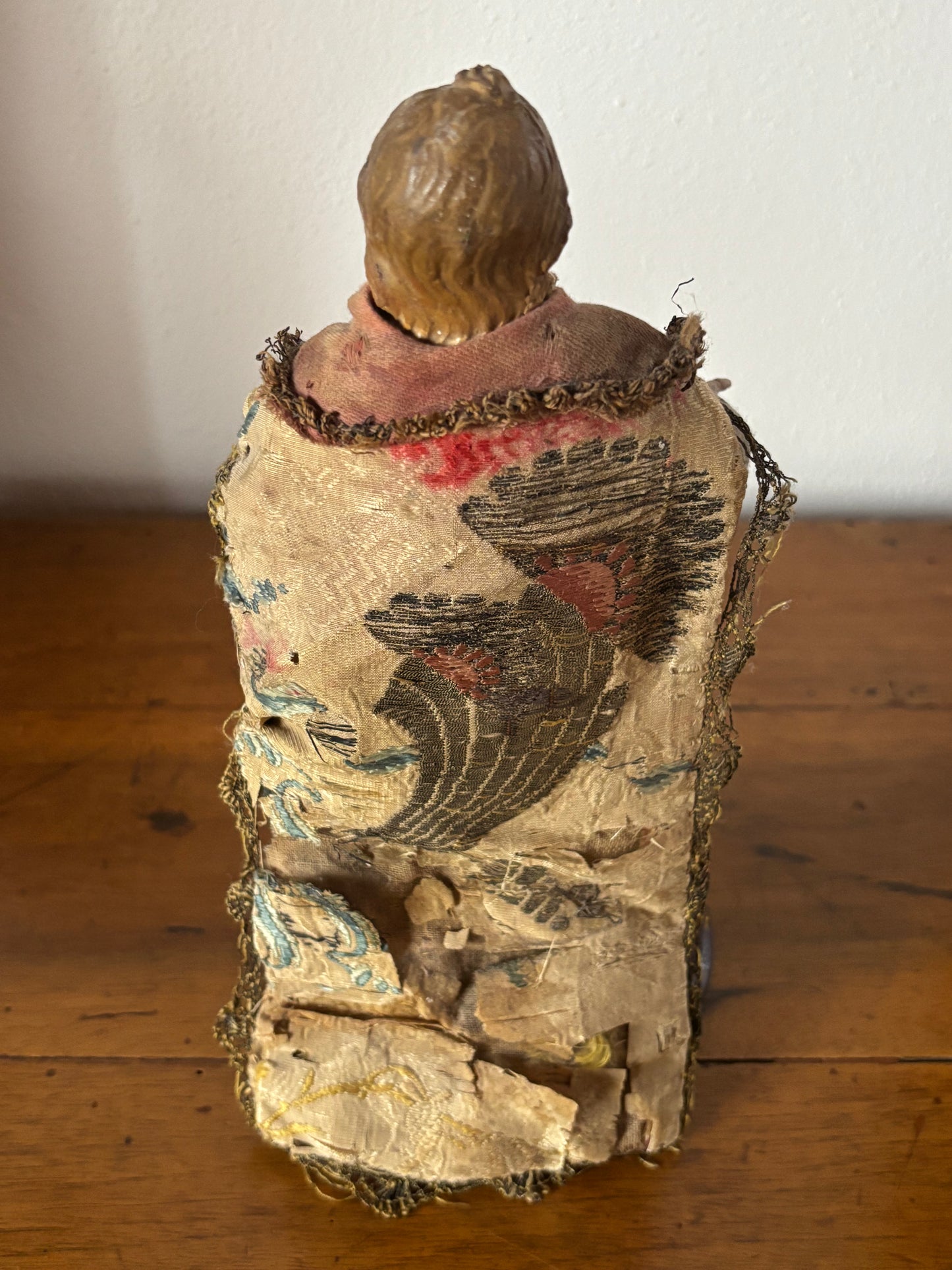 Neapolitanische Krippenfigur aus Terrakotta mit Glasaugen – Handgefertigte Figur aus vergangener Epoche