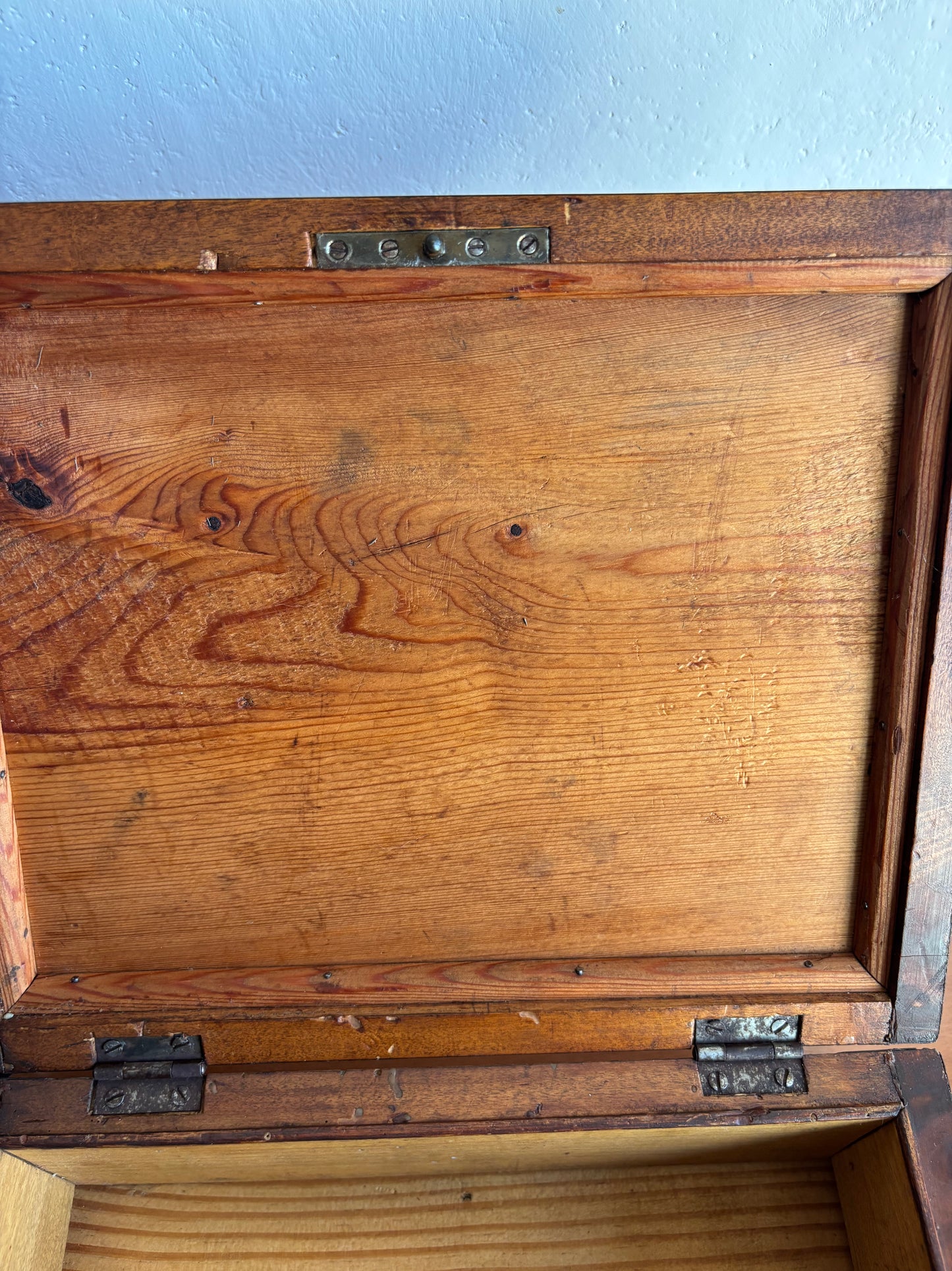 Scatola Portadocumenti Antica in Legno Intarsiato