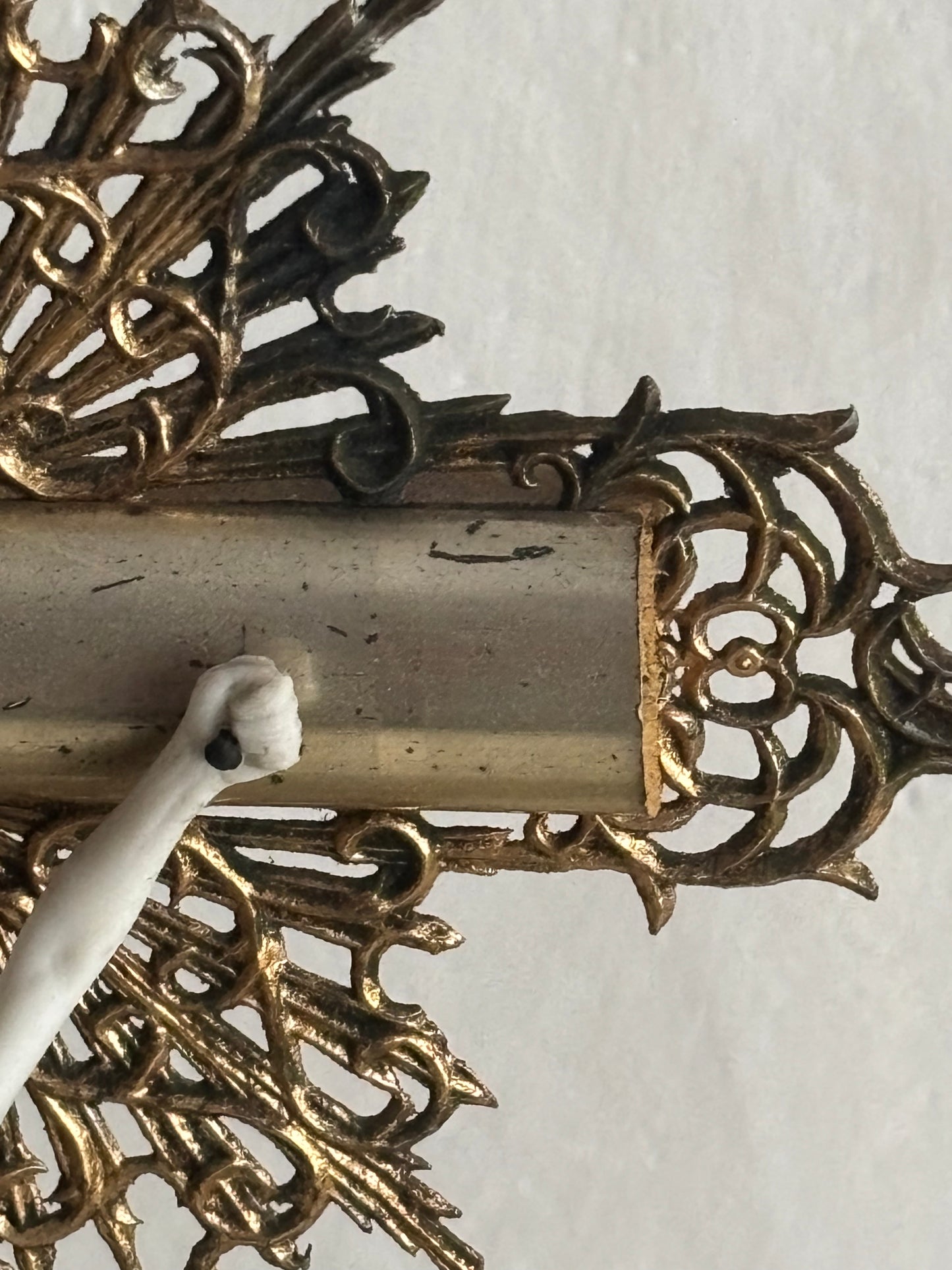 Antique Wooden Table Crucifix with Biscuit Ceramic Christ – Decorative and Devotional