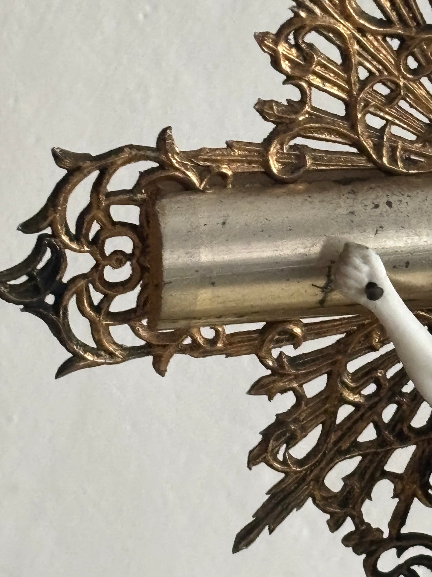 Antique Wooden Table Crucifix with Biscuit Ceramic Christ – Decorative and Devotional