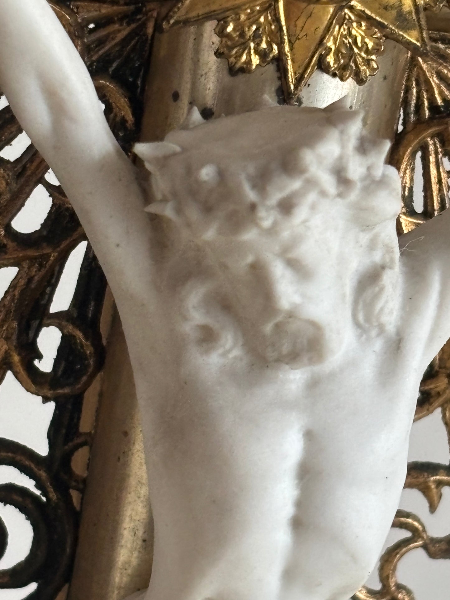 Antique Wooden Table Crucifix with Biscuit Ceramic Christ – Decorative and Devotional