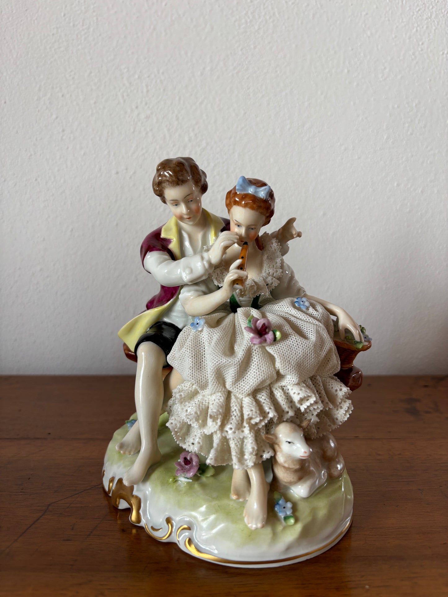 Statuetta Romantica marcata laboratorio Capodimonte